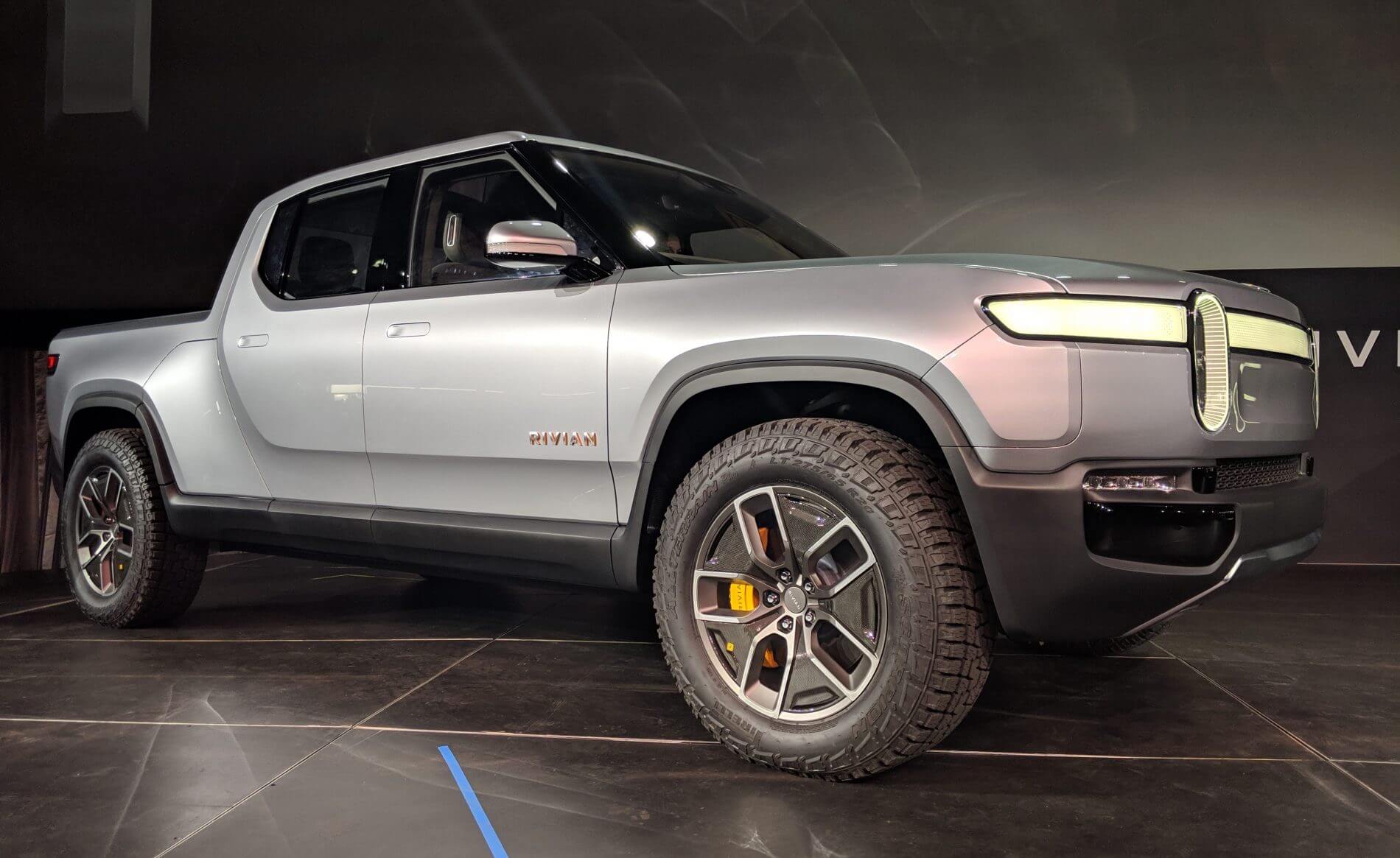 Rivian demonstrates electric pickup truck's tank-like zero radius turning ability