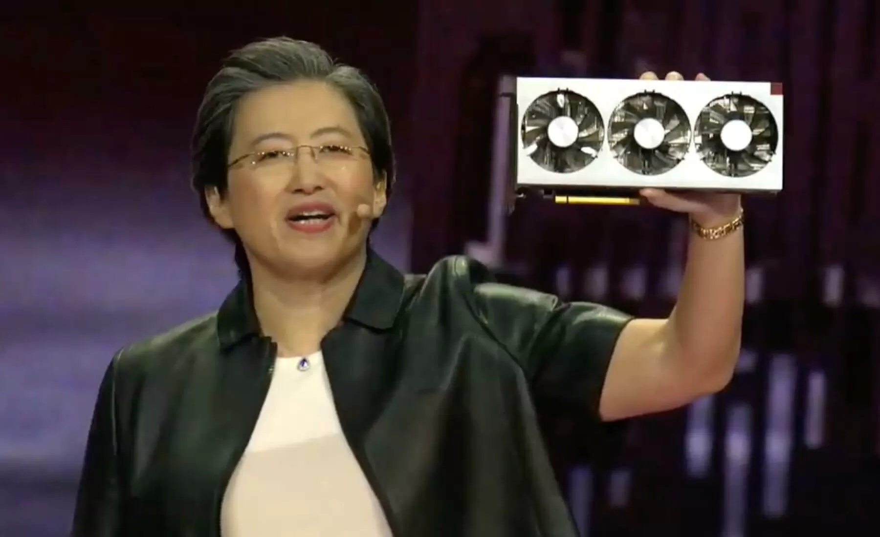 AMD CEO hints that high-end Navi GPUs and ray tracing may be coming to Radeon cards