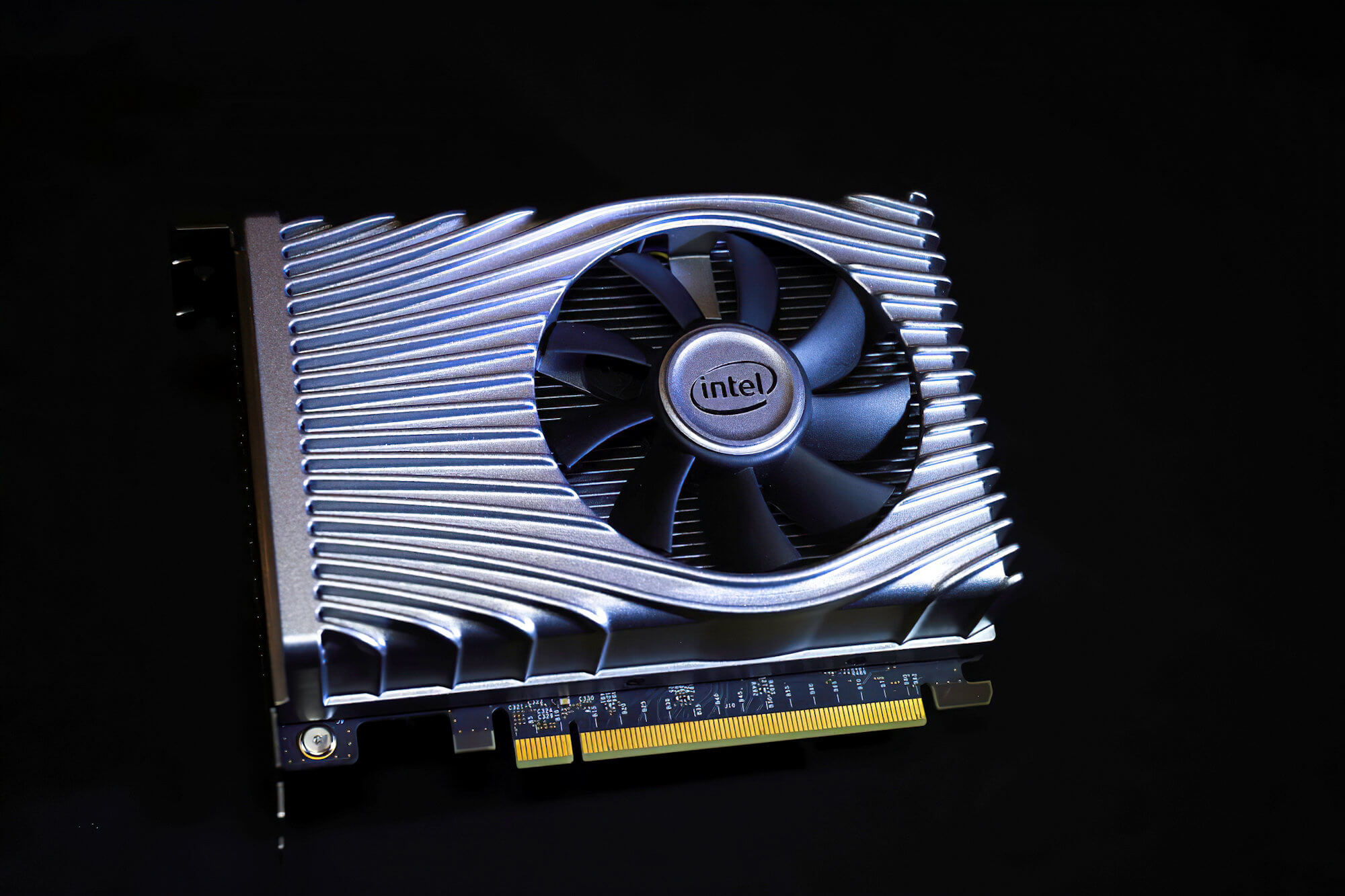 Intel's first Xe gaming GPU is shipping to developers