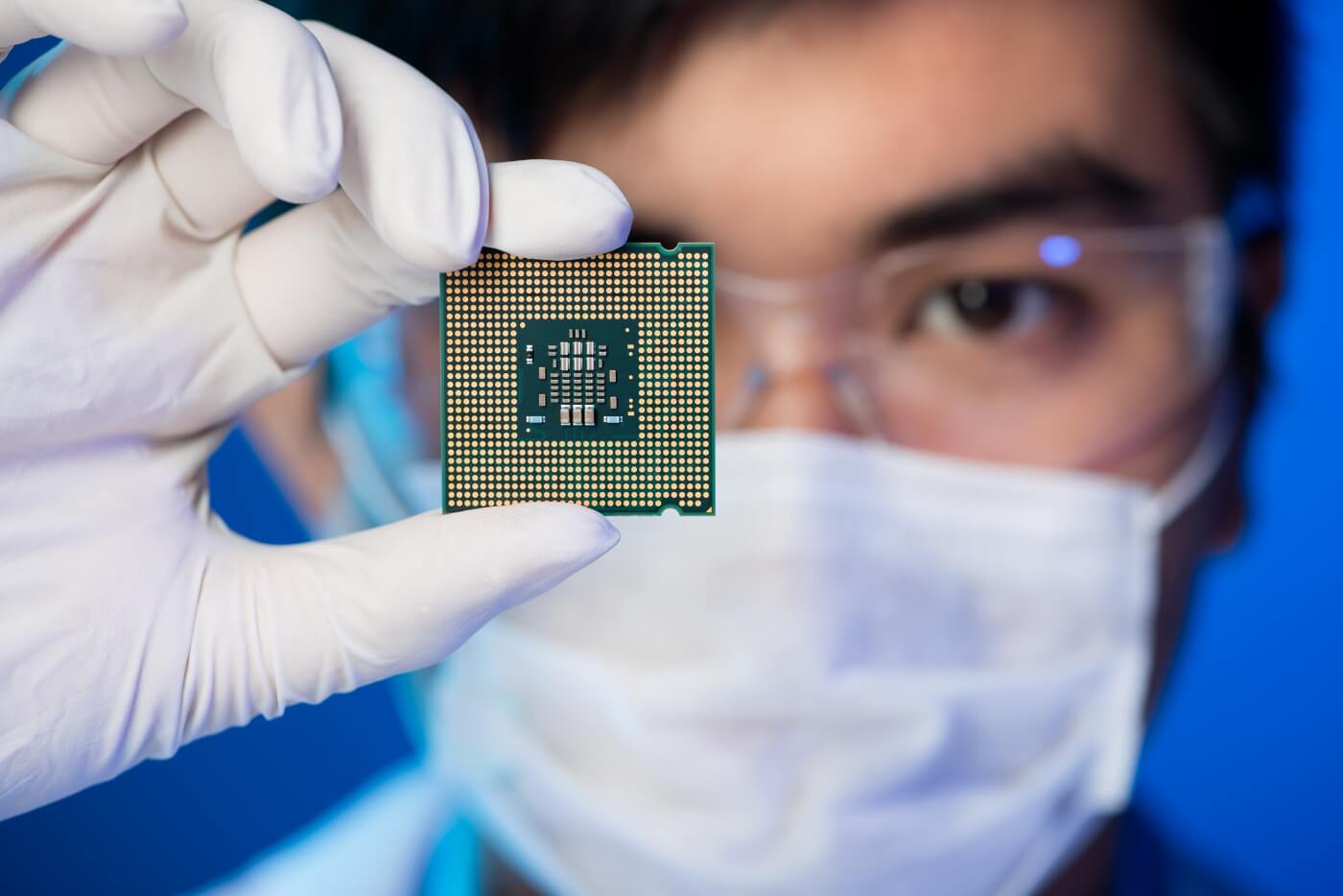 Intel recaptures title of world's largest semiconductor vendor by revenue