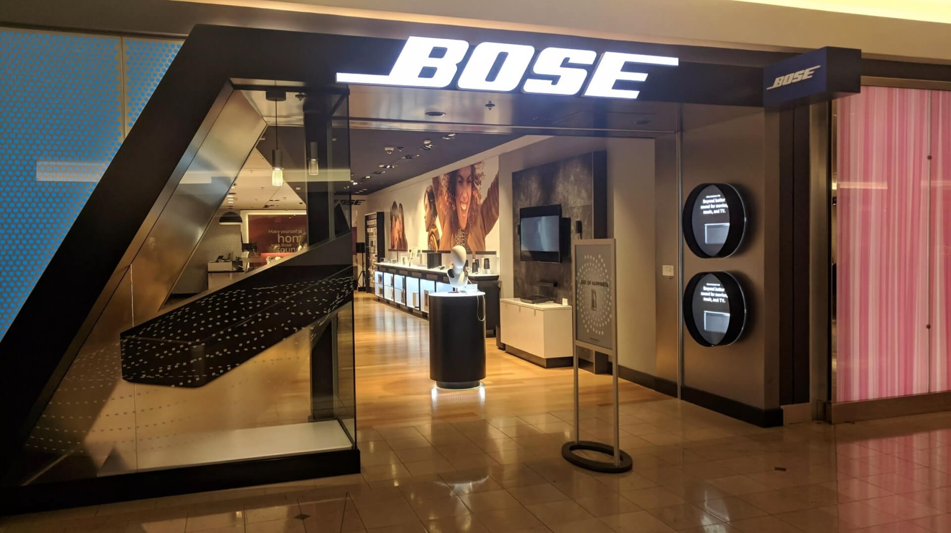 Bose is shutting down all of its 119 retail stores in North America, Europe, Japan, and Australia