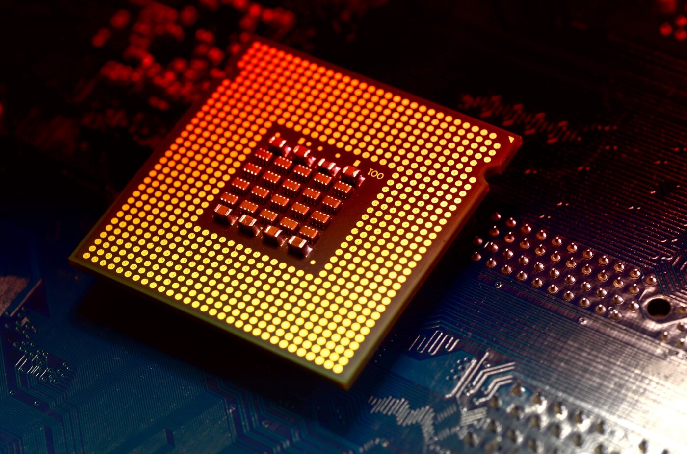 Researchers disclose new CacheOut attack that targets Intel processors