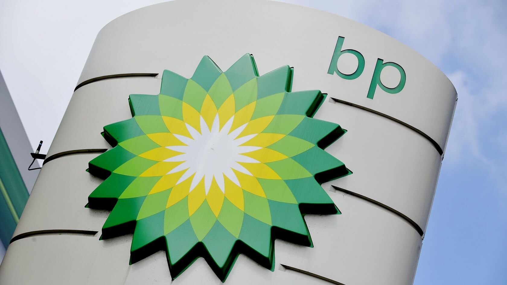 Oil giant BP commits to reaching 'net zero' emissions by 2050