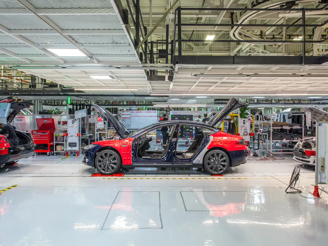 Tesla switches to 'touchless deliveries' for customers, will temporarily shut down Fremont facility next week