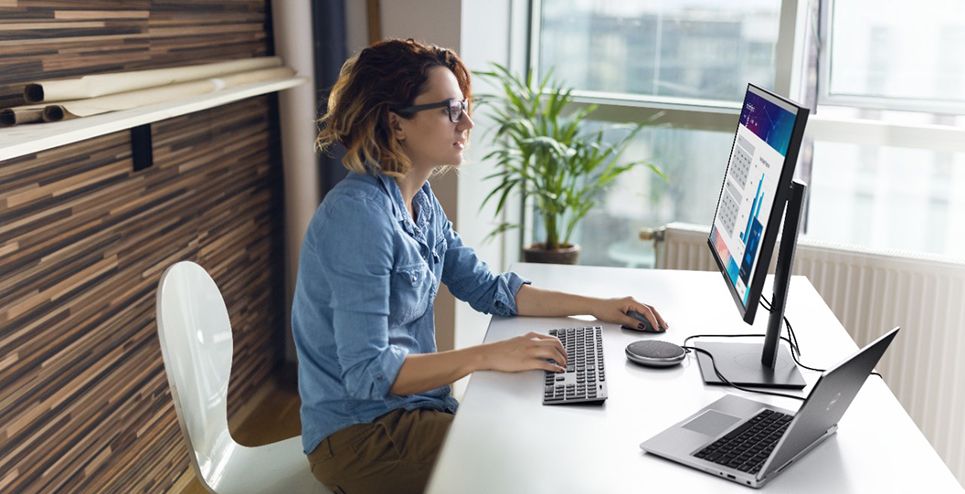 Dell launches a USB-C hub with integrated speakerphone for your remote working needs