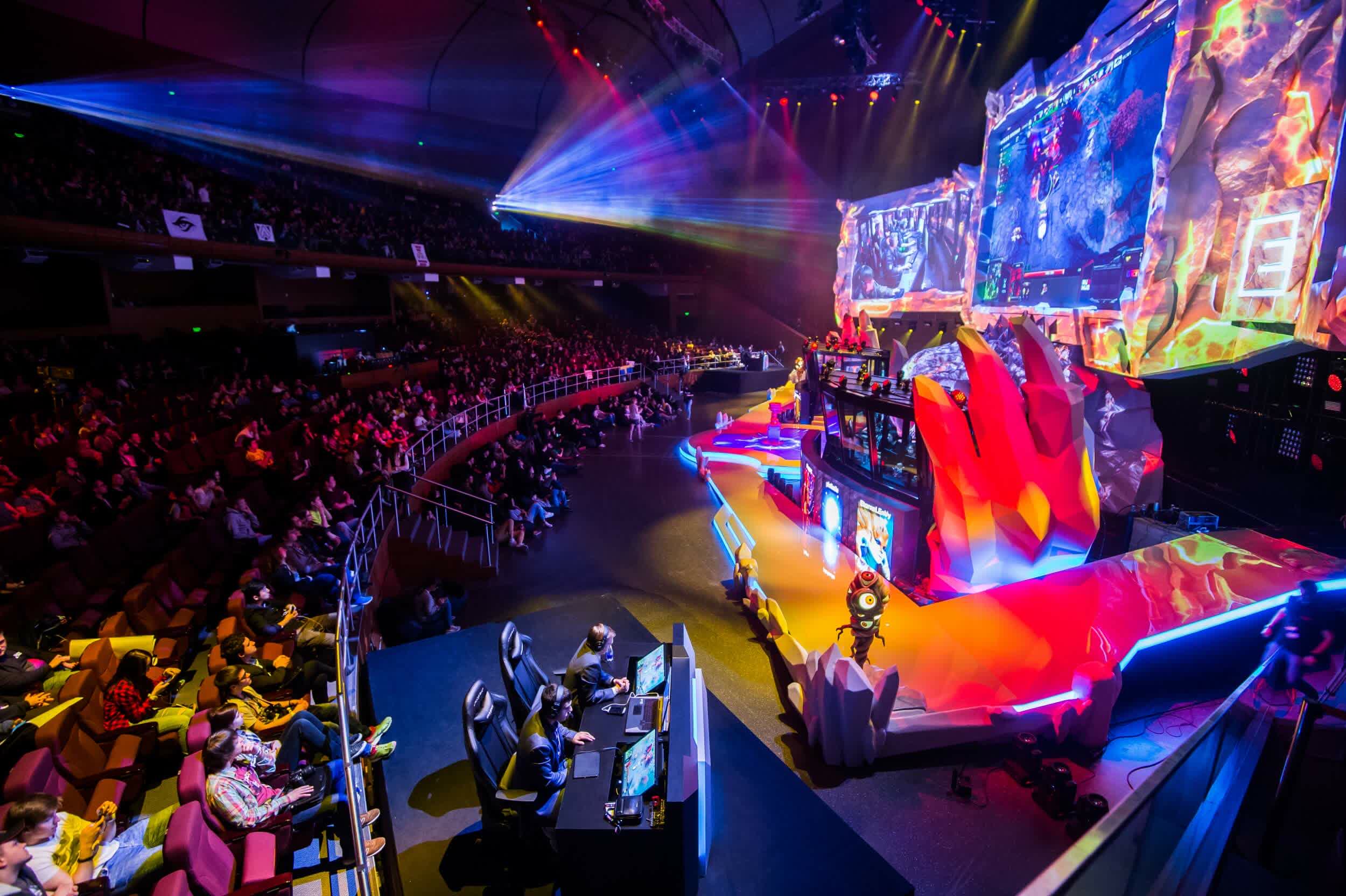 Dota 2 sets esports prize pool record, again