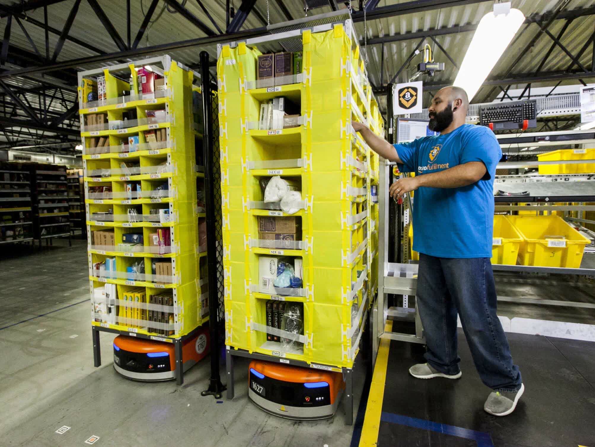 Amazon is hiring 100,000 people in Canada and the U.S.