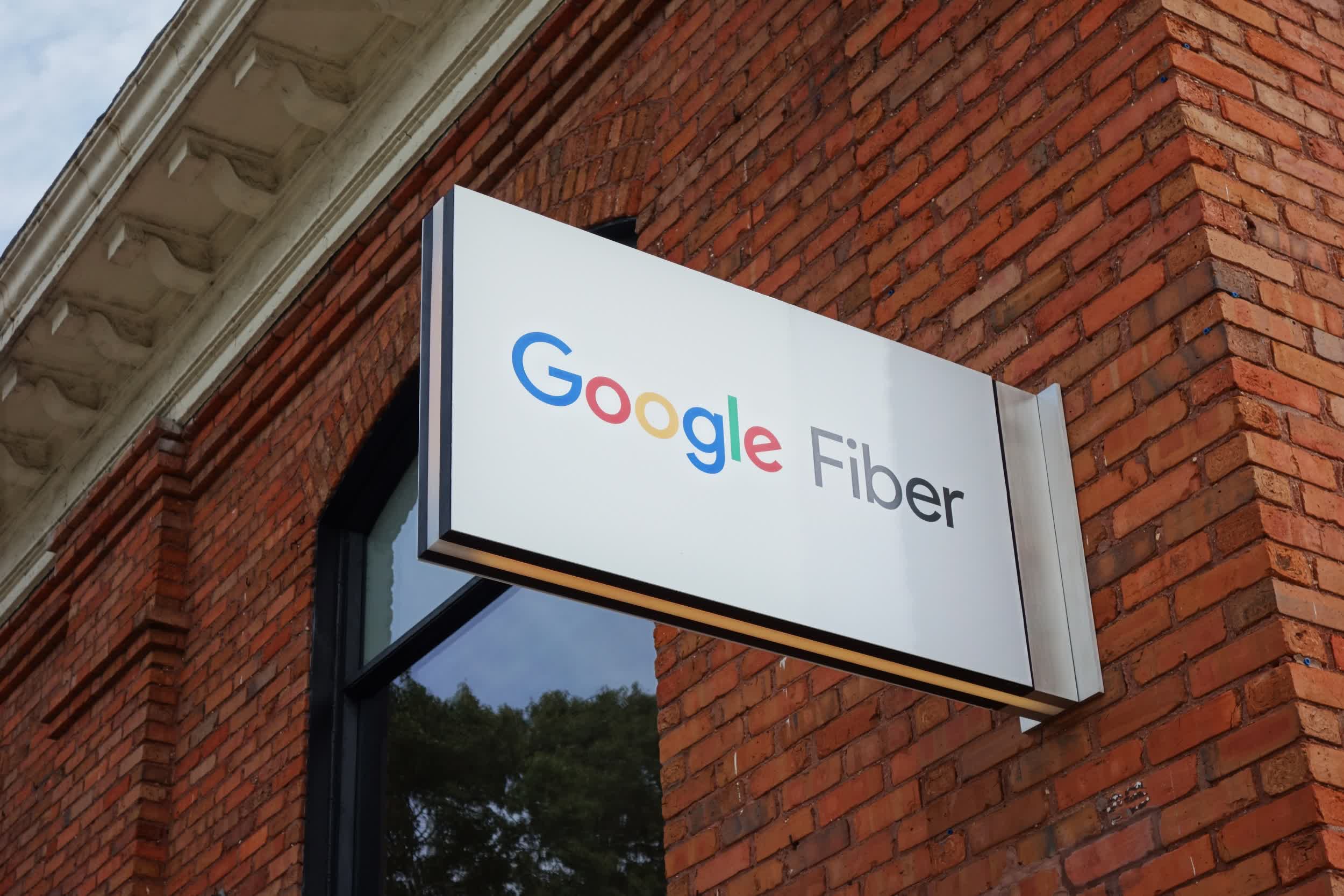 Google's new 2 Gig fiber Internet service costs $100 per month