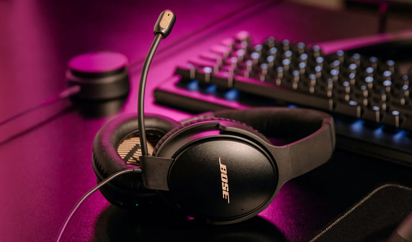 Bose is now offering its QC 35 II headphones as a gaming headset