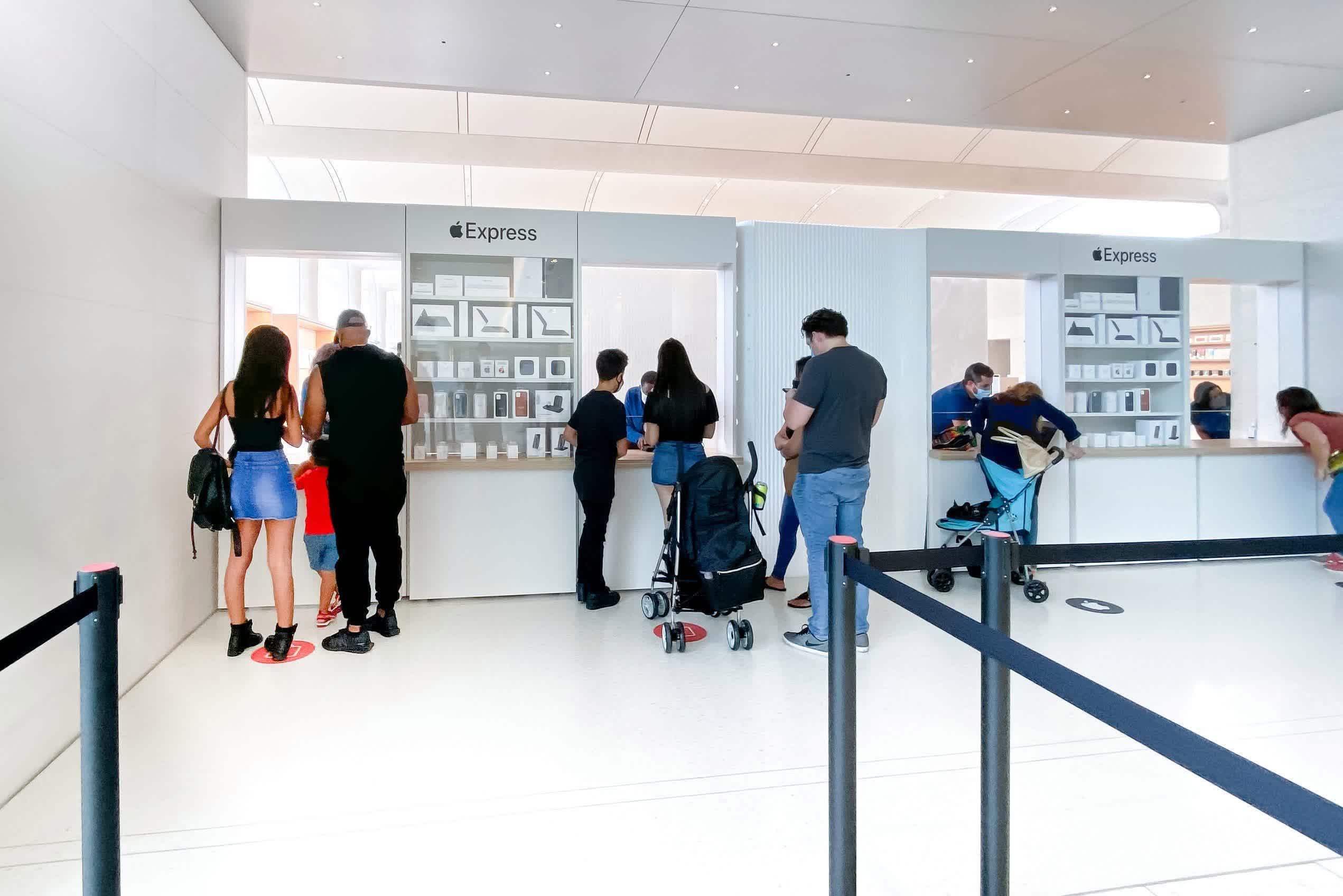 Apple stores switch to click-and-collect in England and France during new lockdowns