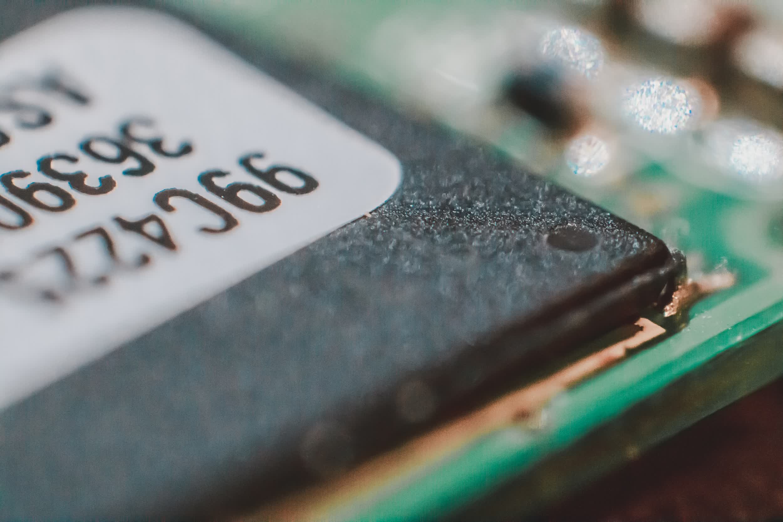 SSD prices could drop as much as 15 percent next quarter due to continued NAND flash oversupply
