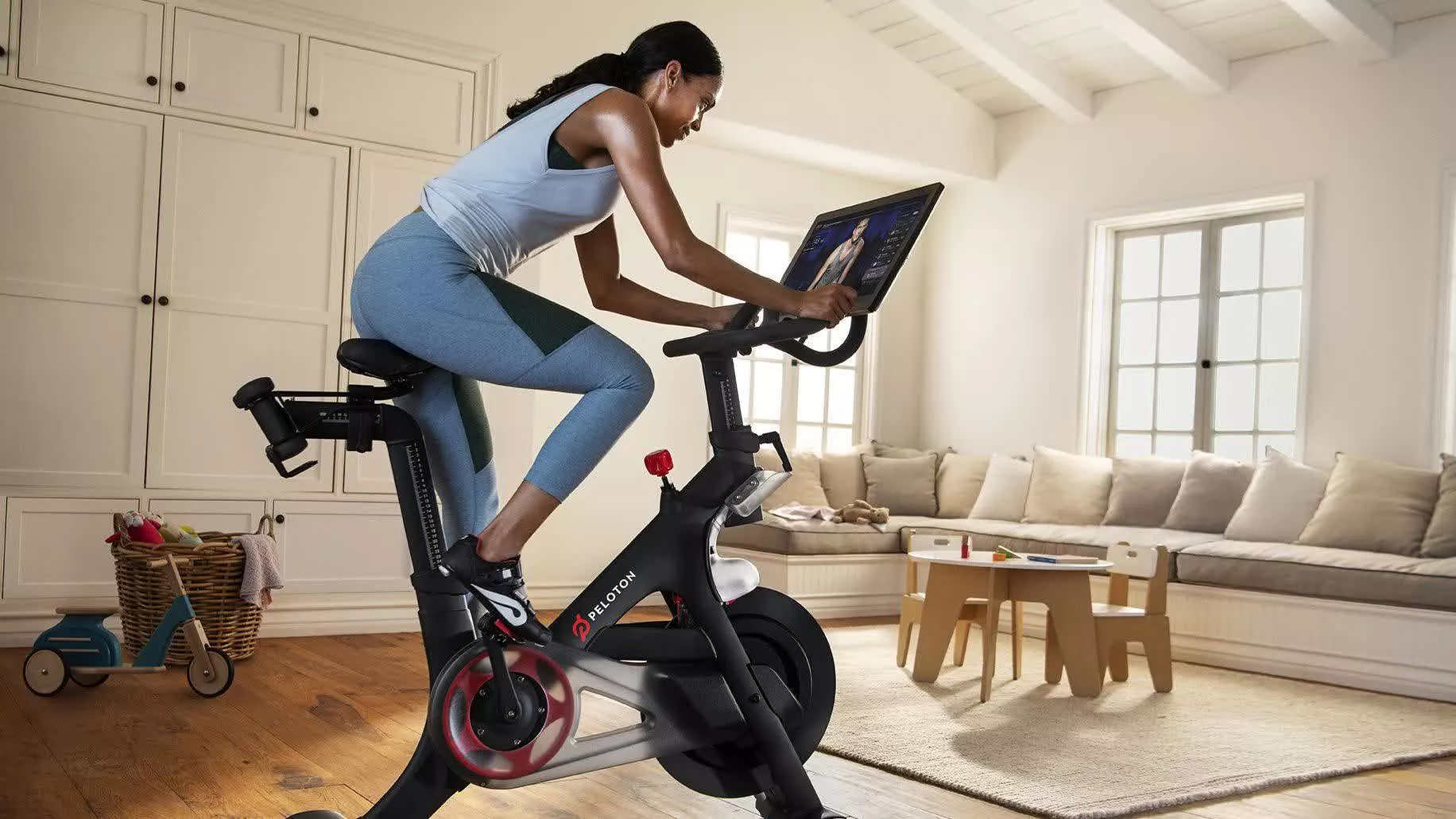 Peloton misses expectations in latest financial report, blames Apple