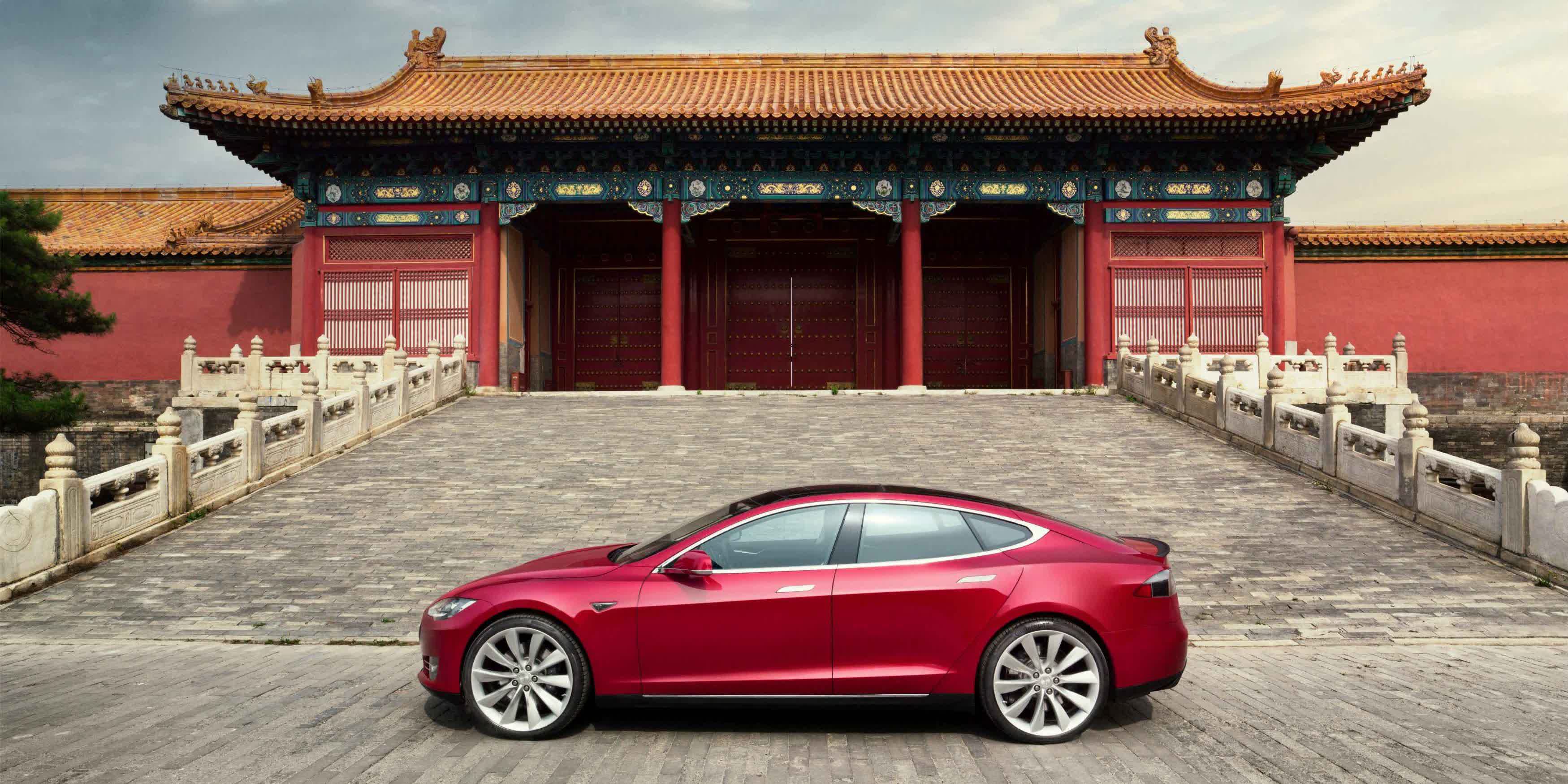 China suspects Tesla vehicles of spying, restricts use by military and state employees