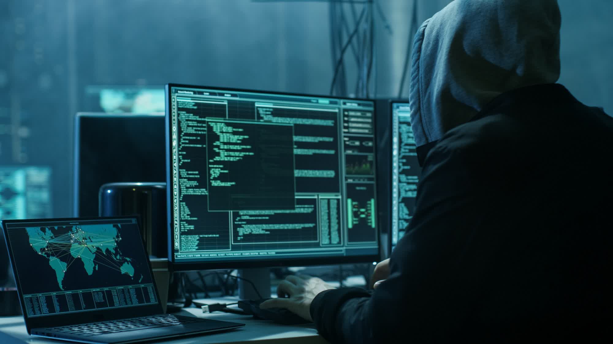 Hackers are turning to Discord and Twitter for their phishing scams