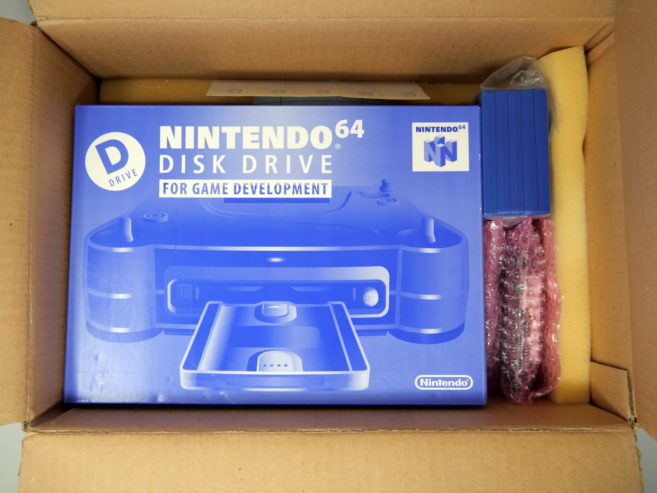 Rare, never-opened Nintendo 64 Disk Drive dev kit gets opened for the first time