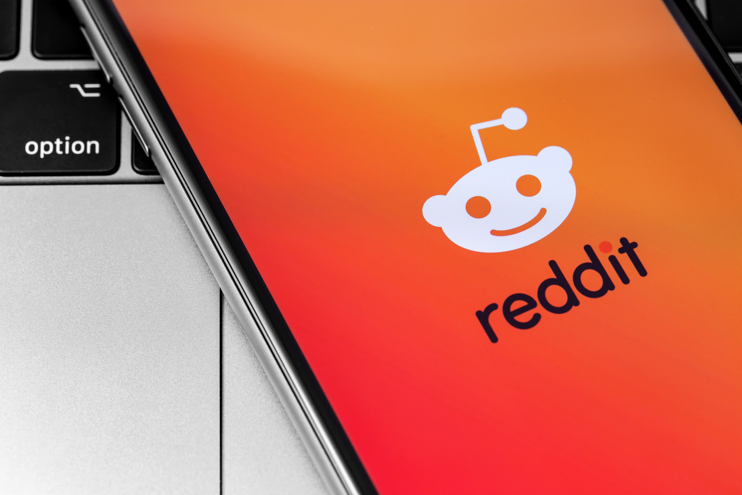 Reddit Talk, the Clubhouse competitor for subreddits, could be met with stiff opposition from users