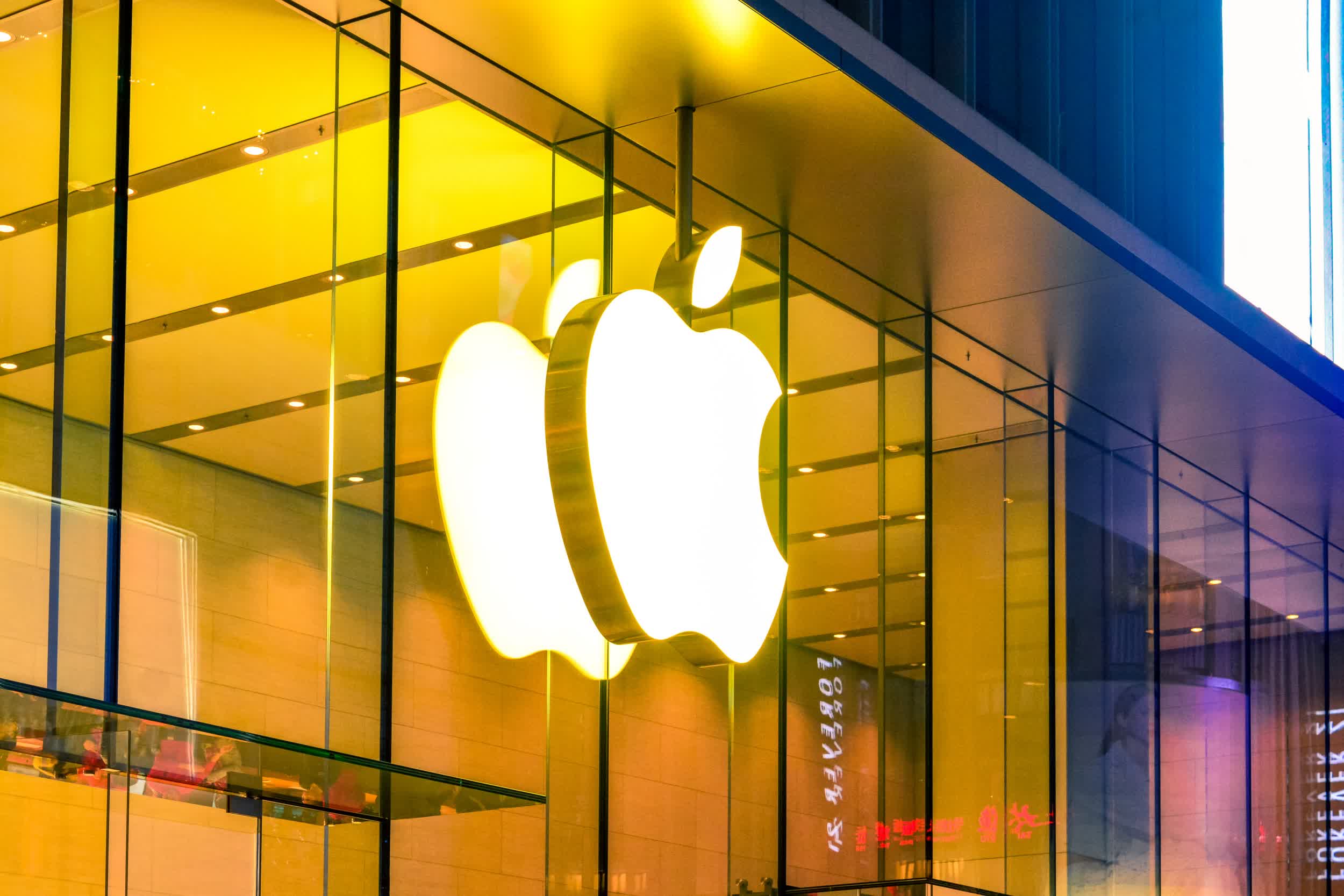 On the back of strong iPhone sales, Apple turns in another record March quarter