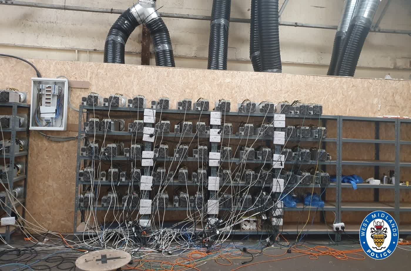 Suspected marijuana farm turns out to be a Bitcoin mine that was stealing electricity from the grid