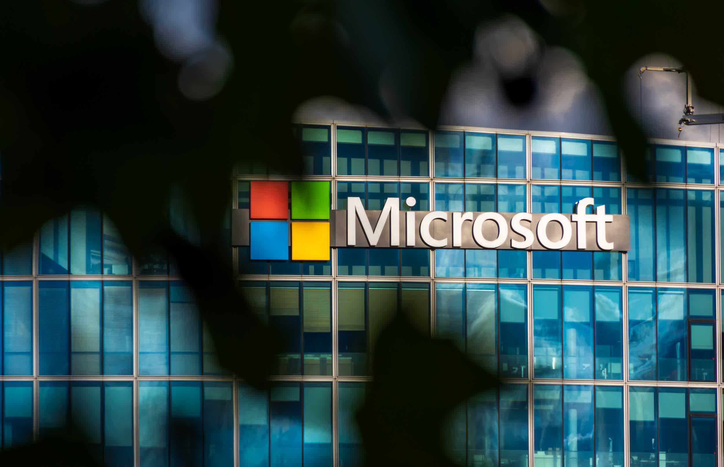 Some Microsoft employees slept in data centers during pandemic to avoid lockdown