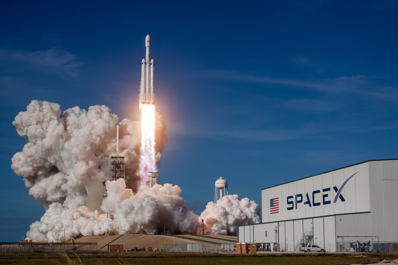 Elon Musk says SpaceX could stop the ISS crashing into Earth following Russian sanctions