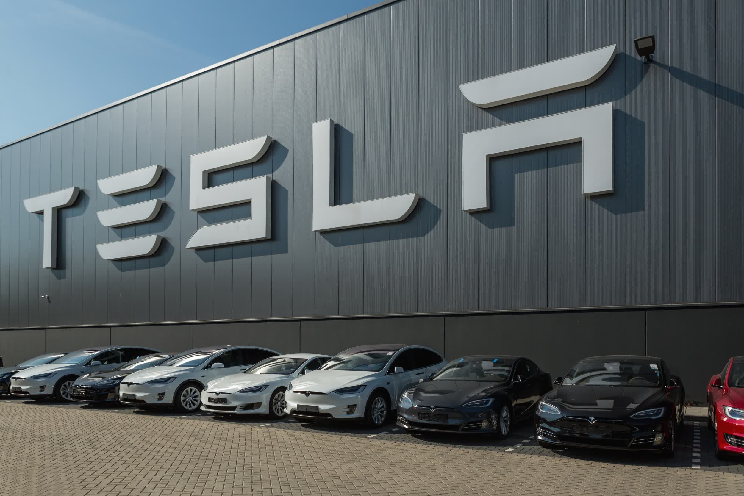 Tesla sets Q2 record with over 200,000 vehicles delivered