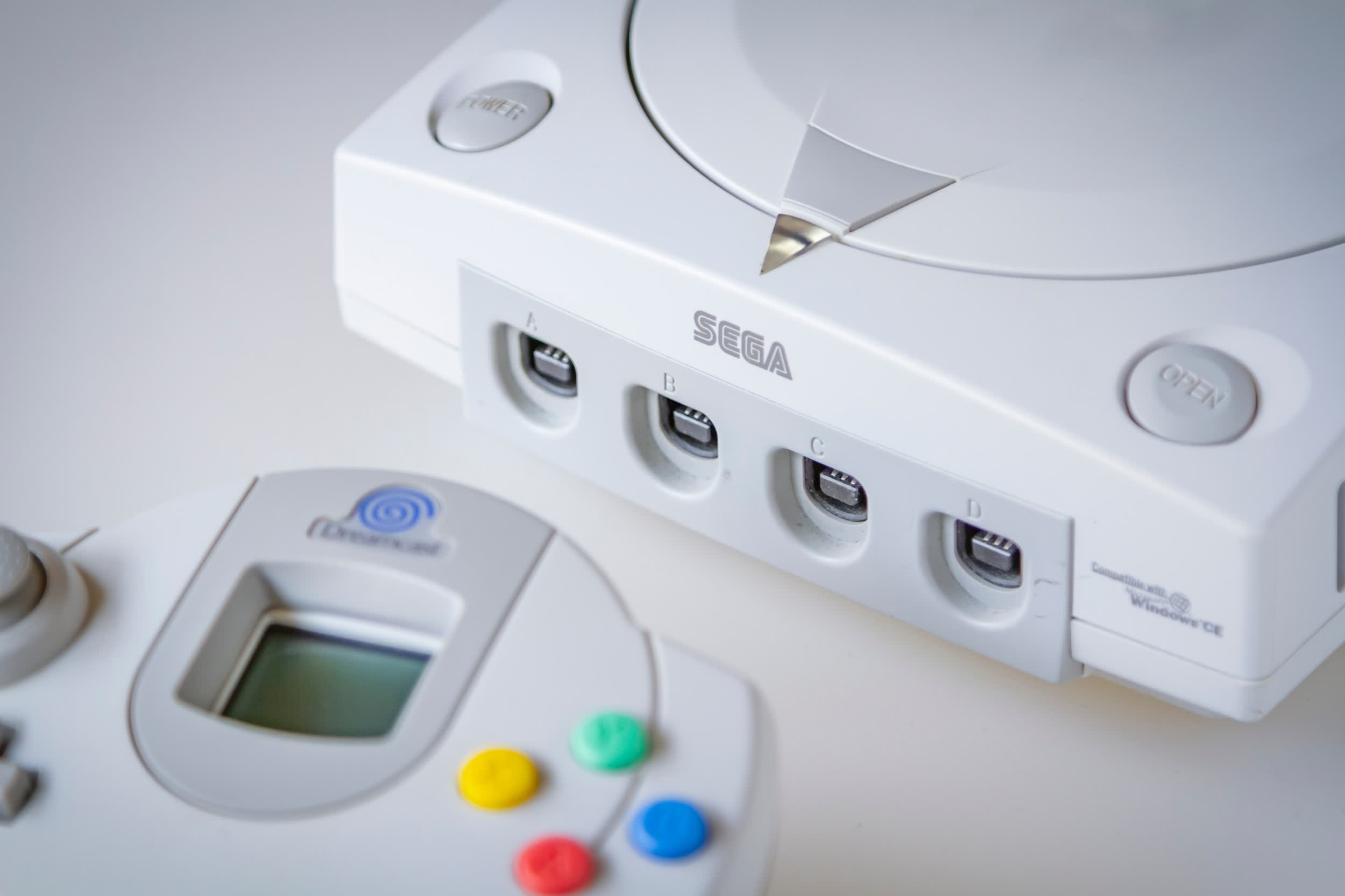 Modded Sega Dreamcast is actually an AMD-powered gaming PC