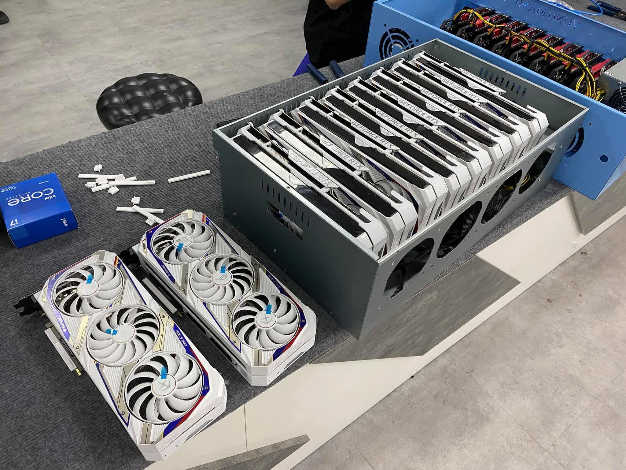 Limited edition RTX 3080 Gundam cards are being sold in pre-built