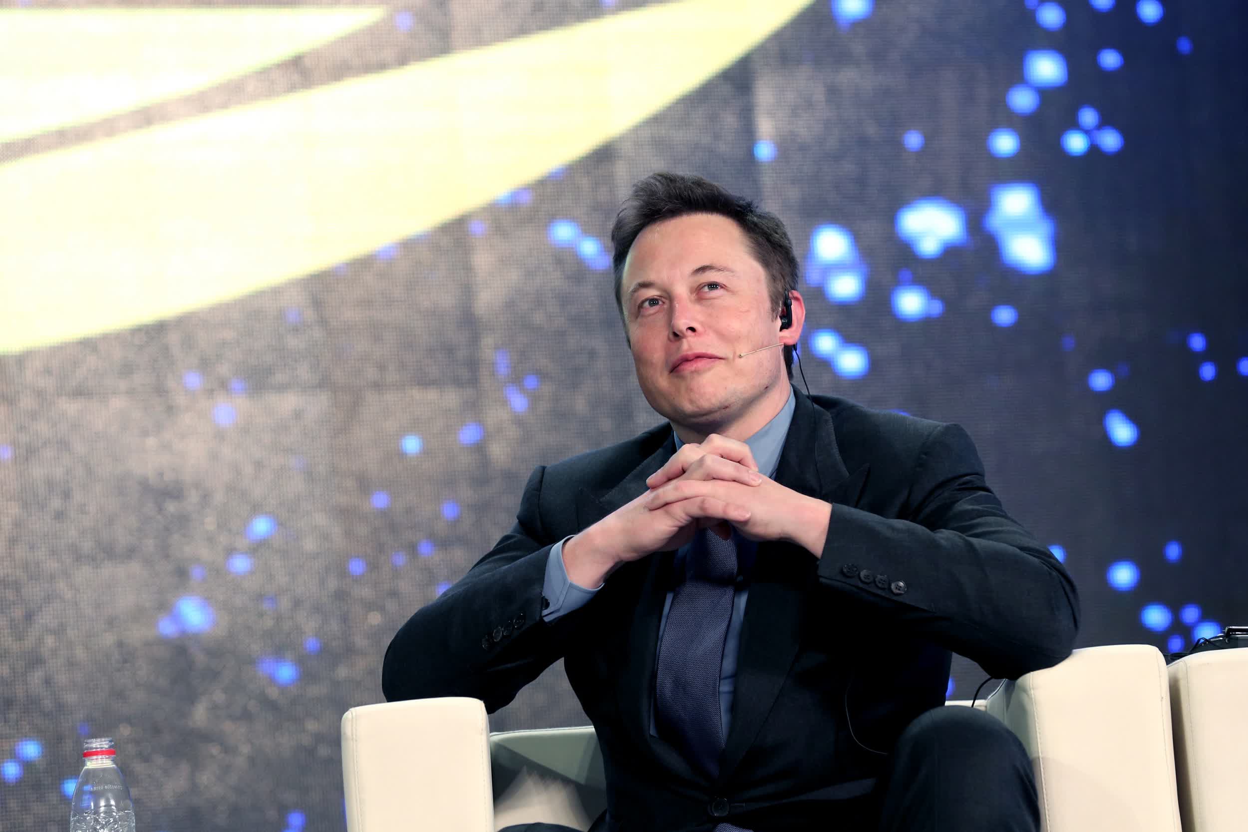 Elon Musk says Walter Isaacson is writing his biography