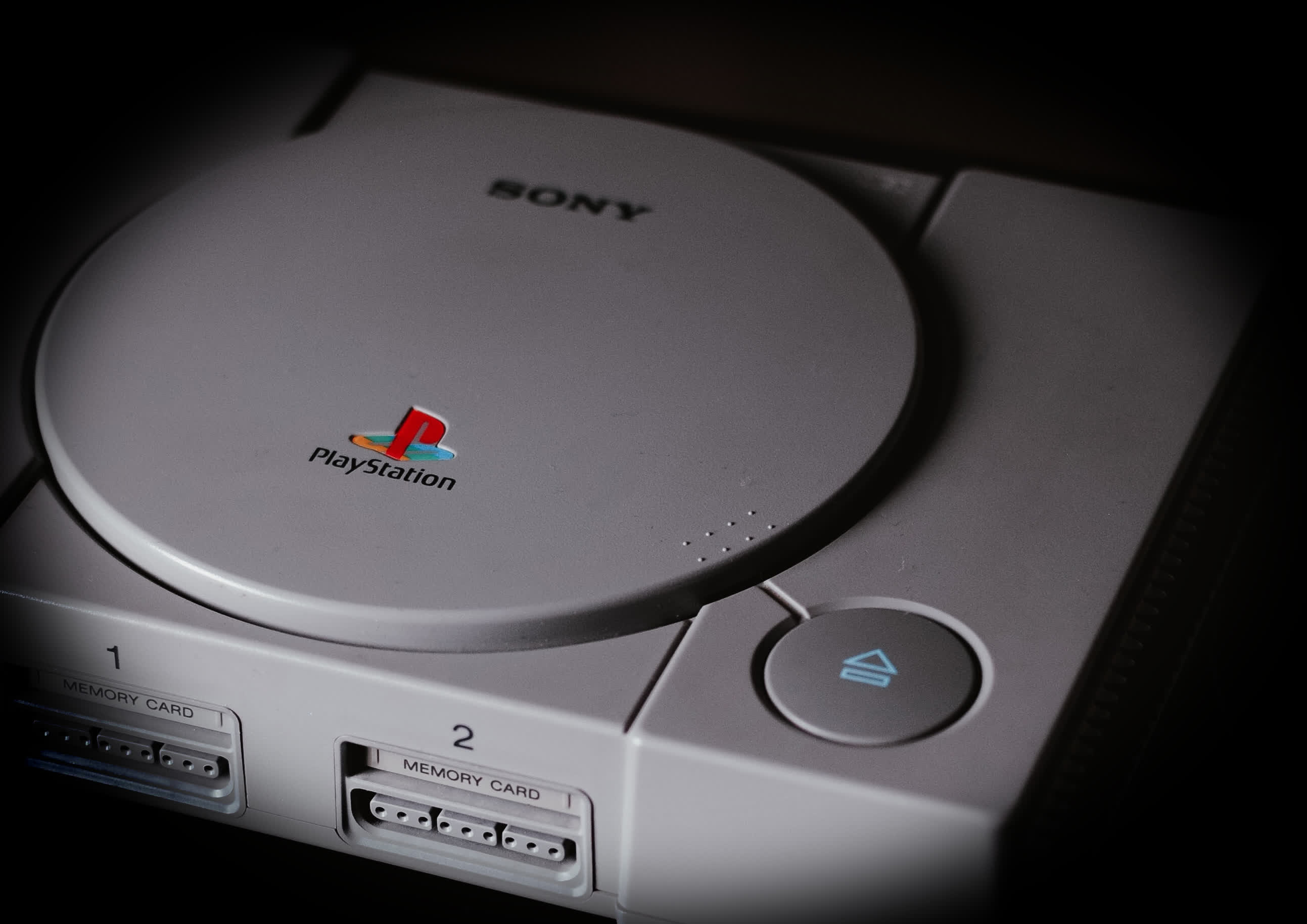 This emulator lets you run original PlayStation games on Microsoft's Xbox