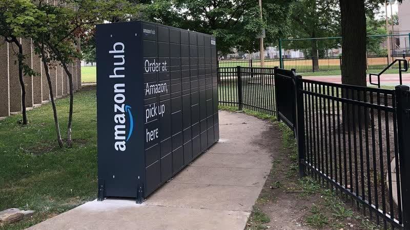 Amazon removes awkwardly placed Hub lockers from Chicago parks following public complaints, petition