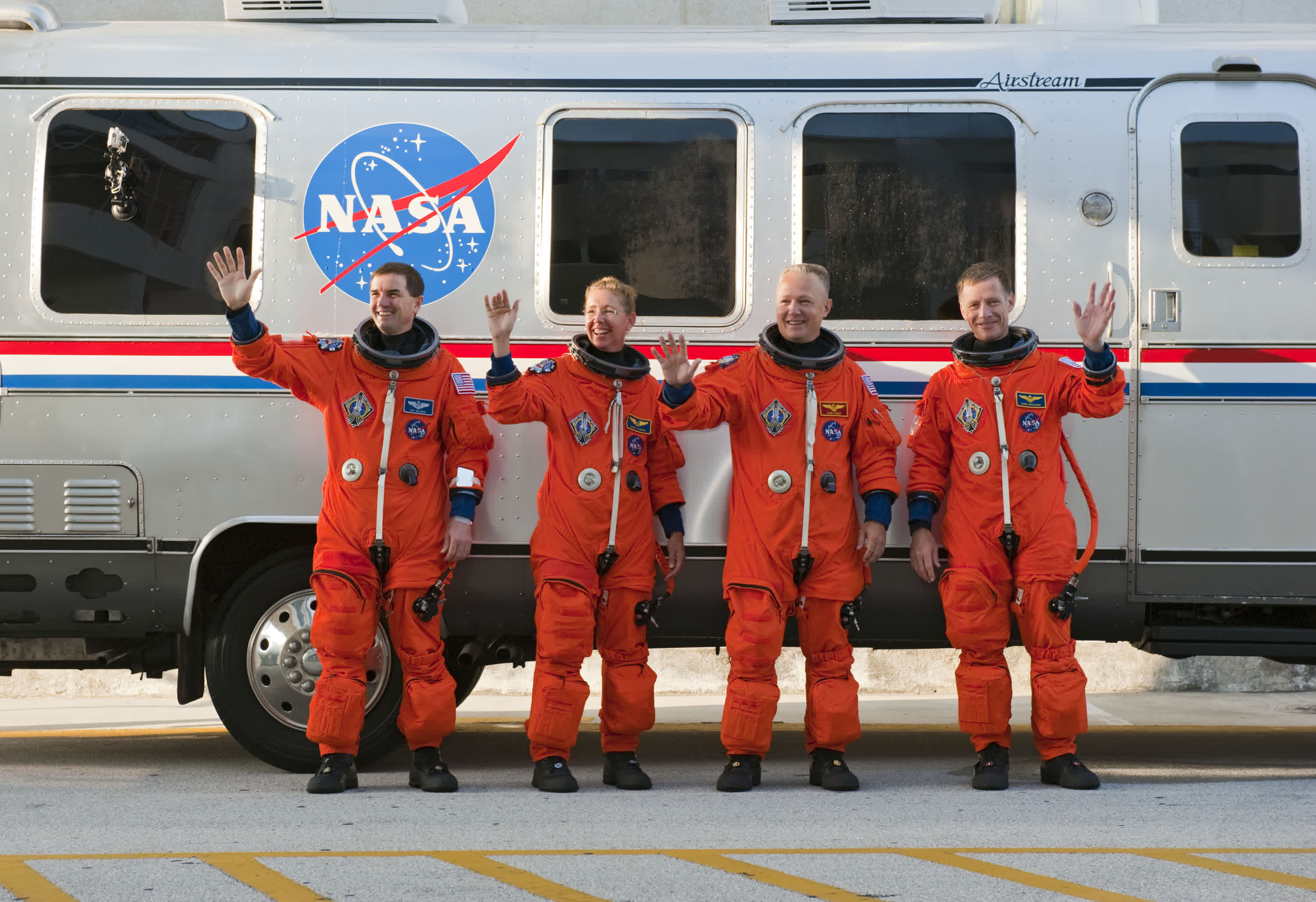 NASA wants you to design a bus for Artemis astronauts