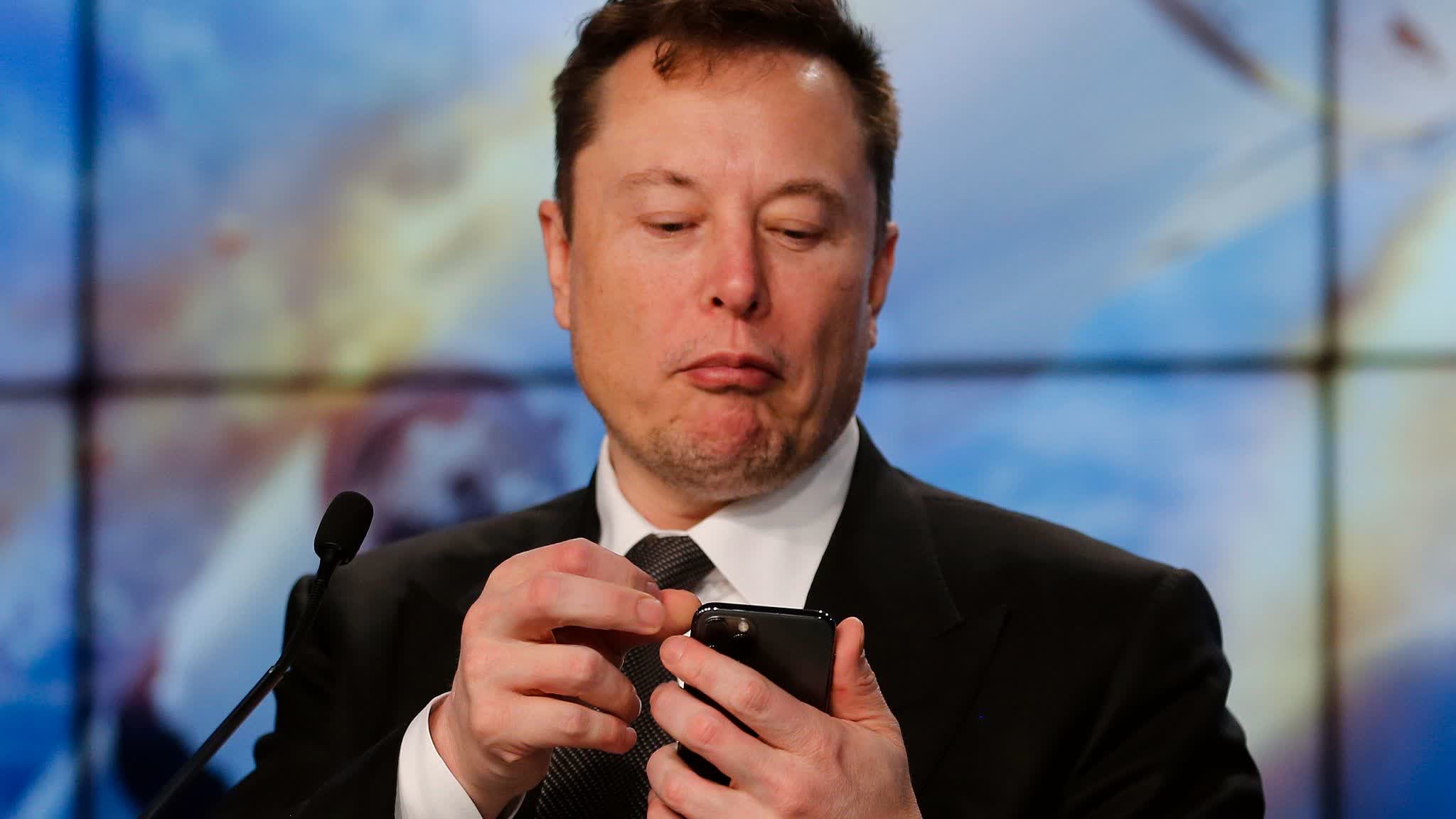 Elon Musk addresses Twitter meme amid sexual harassment allegations