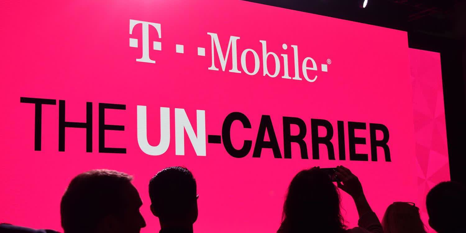 T-Mobile is giving subscribers a free year of Paramount+