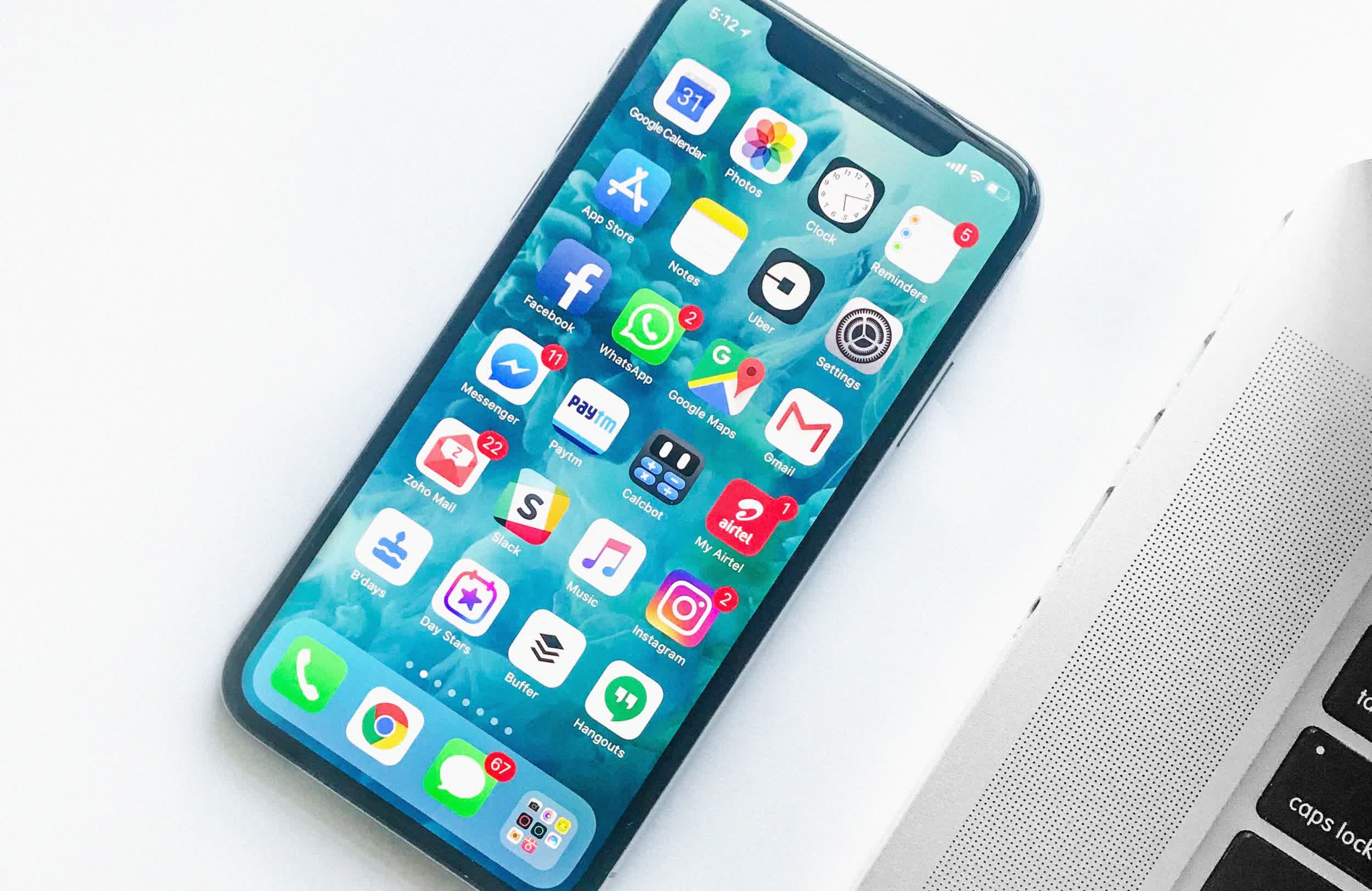 Custom iPhone X with USB-C connector approaches $100K on eBay