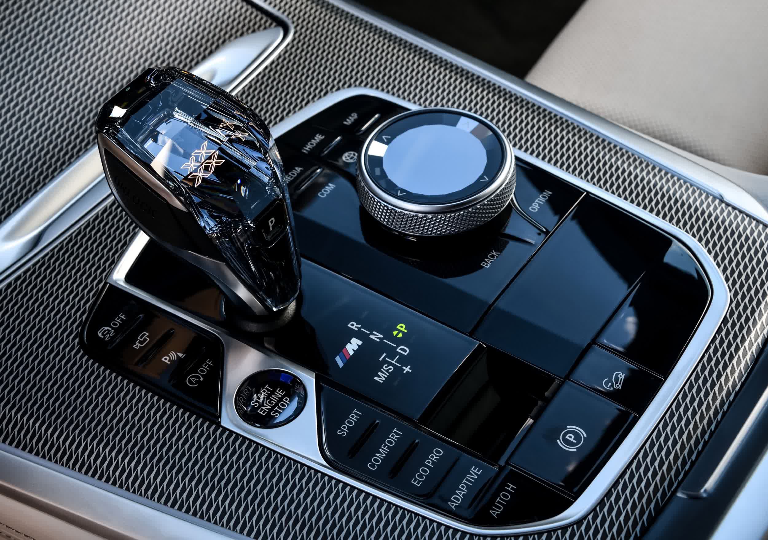 BMW is removing touchscreen functionality from some new cars due to