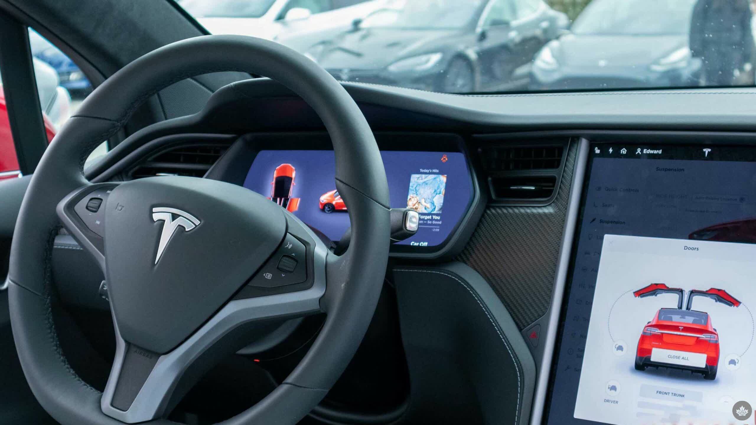 Elon Musk responds to 'tragic' ad slamming Tesla's Full Self-Driving software