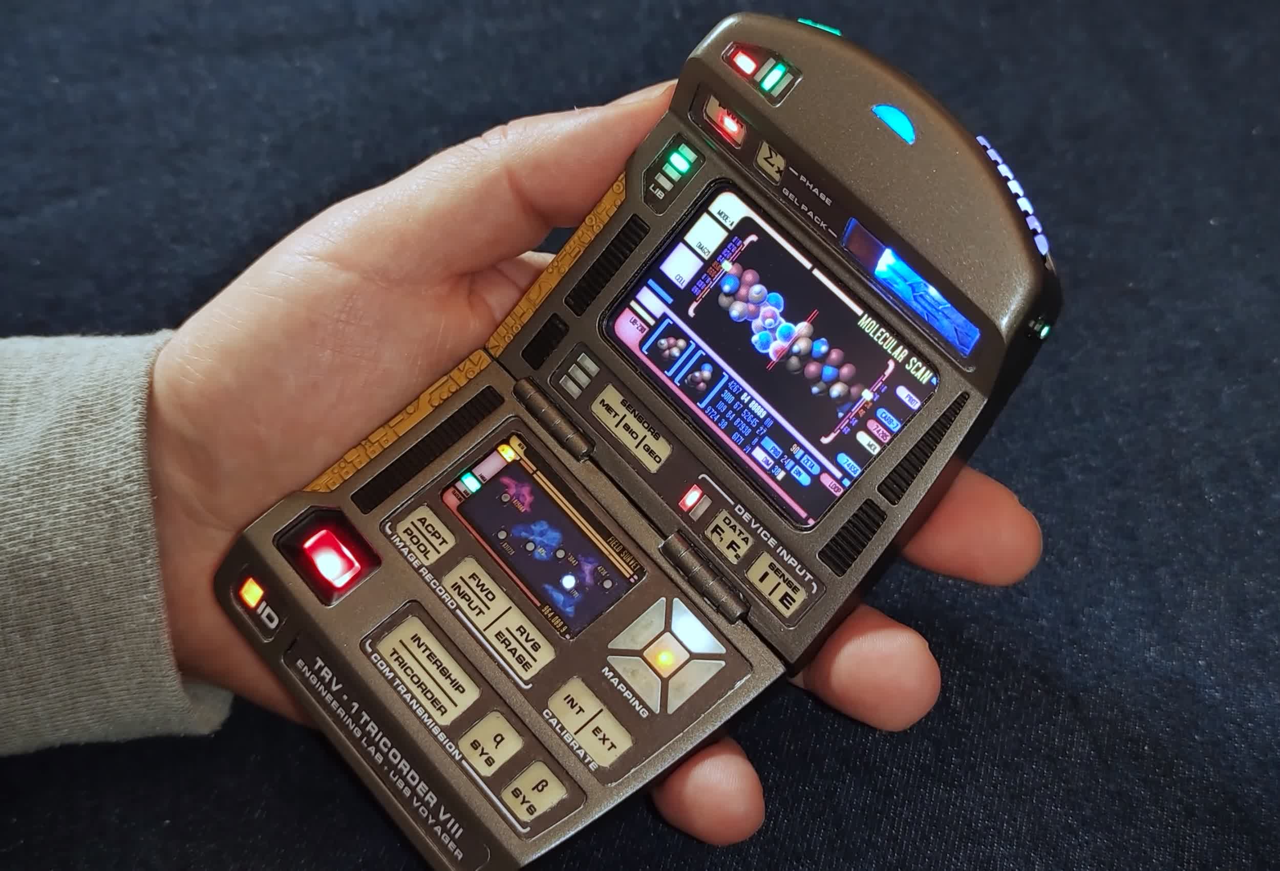 r builds Star Trek Tricorder that puts Hollywood props to shame