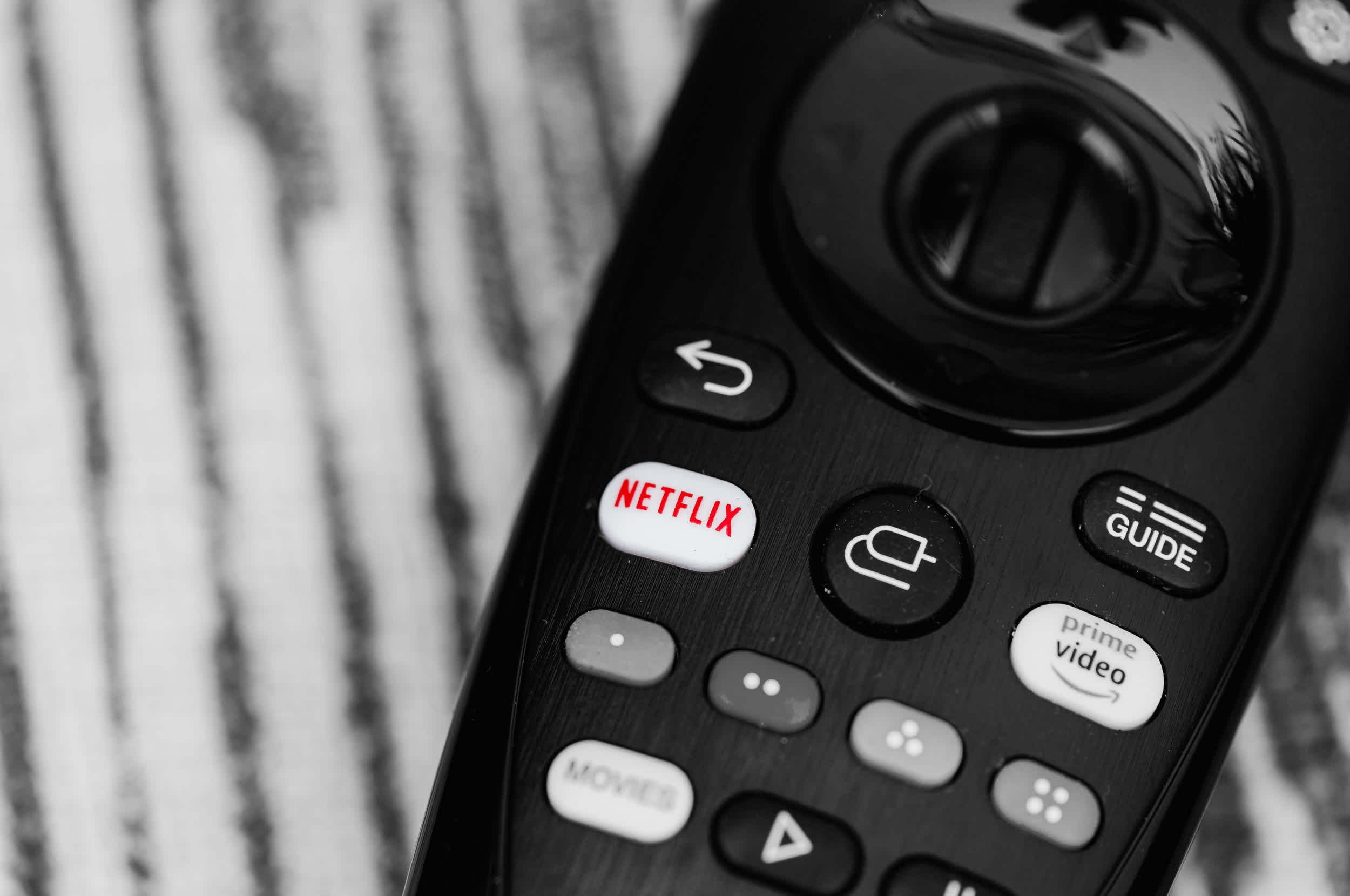 How to get to best sale netflix on rogers remote