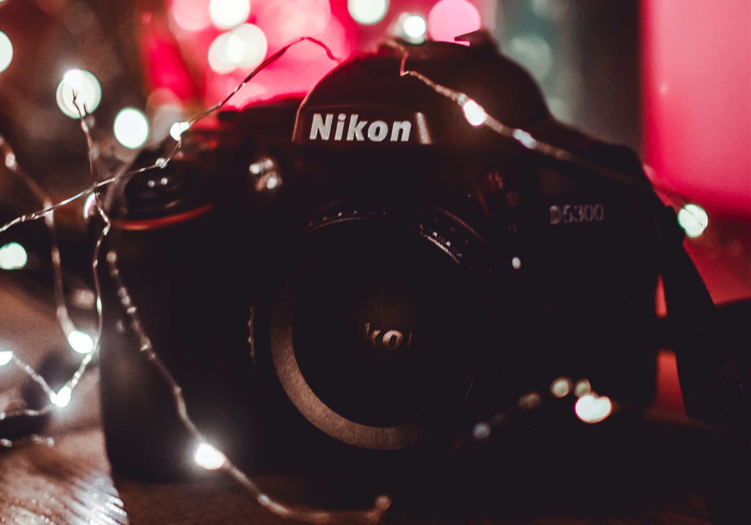 Nikon is halting DSLR camera development to focus on mirrorless market, insiders say