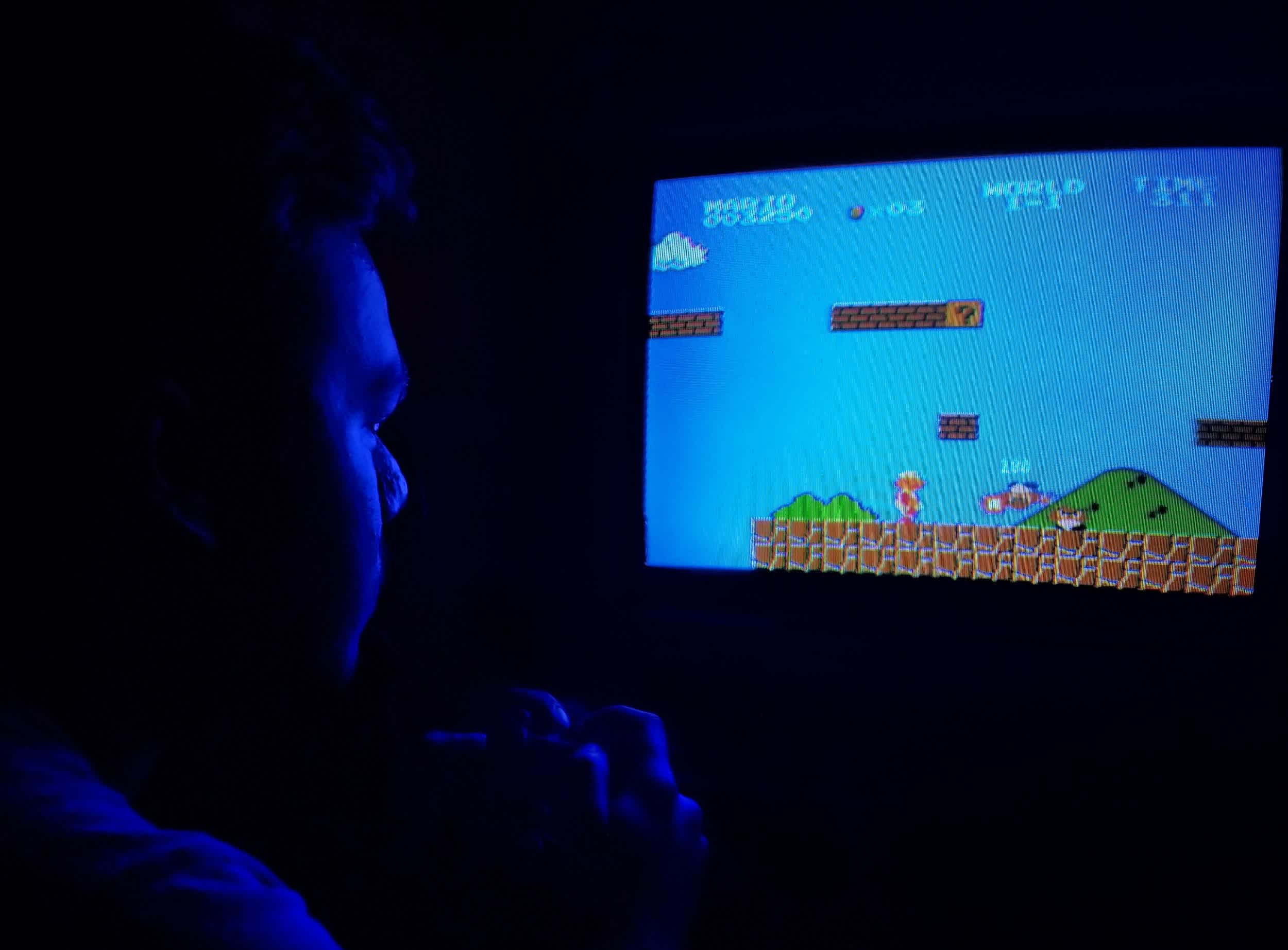 Watch every record-breaking Super Mario Bros. speedrun, all at once