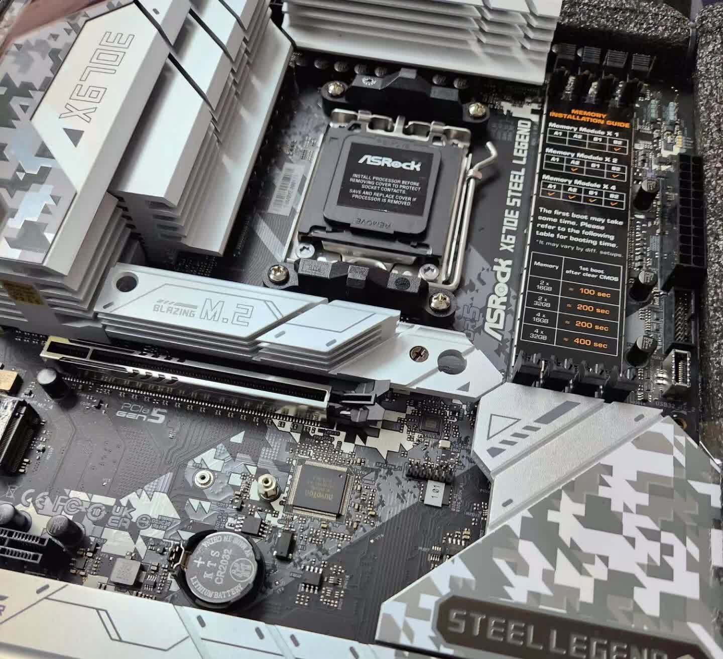 vergeven Cyclopen het is mooi Asrock will send you a replacement motherboard if you can't get the  stickers out of your DIMM sockets | TechSpot