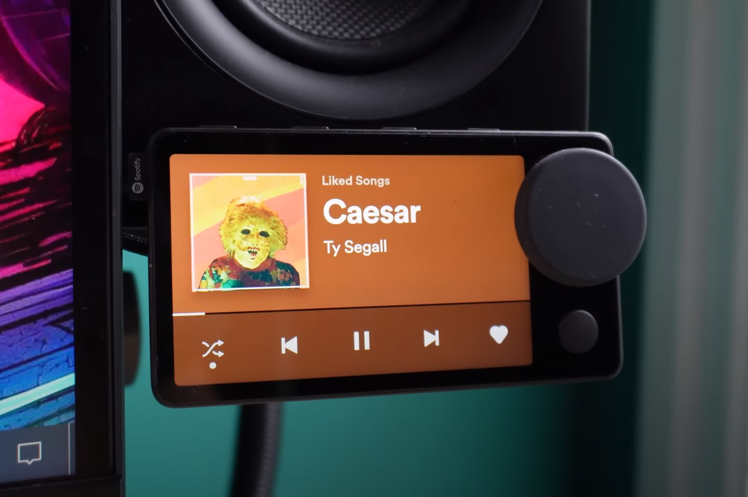 Spotify's Car Thing works better as a desktop music controller