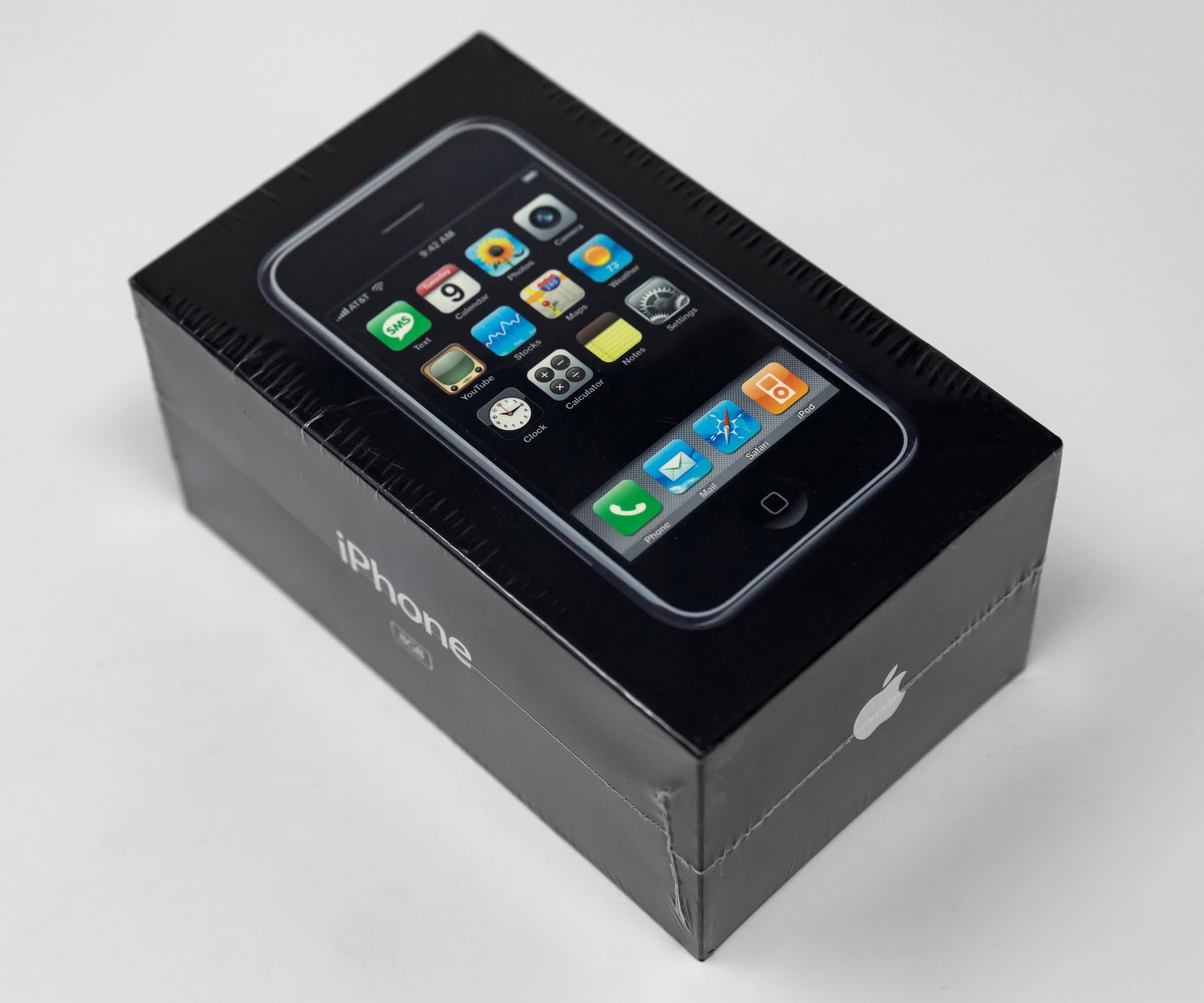 iPhones With 'Fortnite' Are Being Resold for Thousands