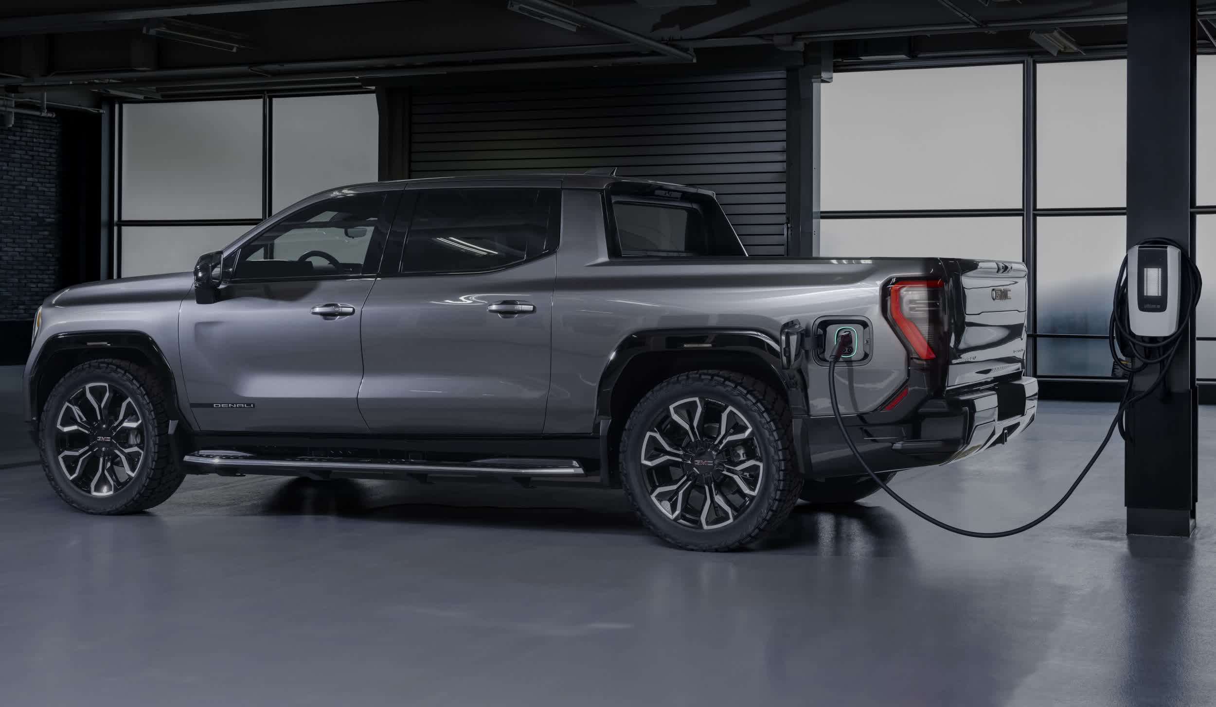 GM announces $107,000 all-electric 2024 GMC Sierra Denali