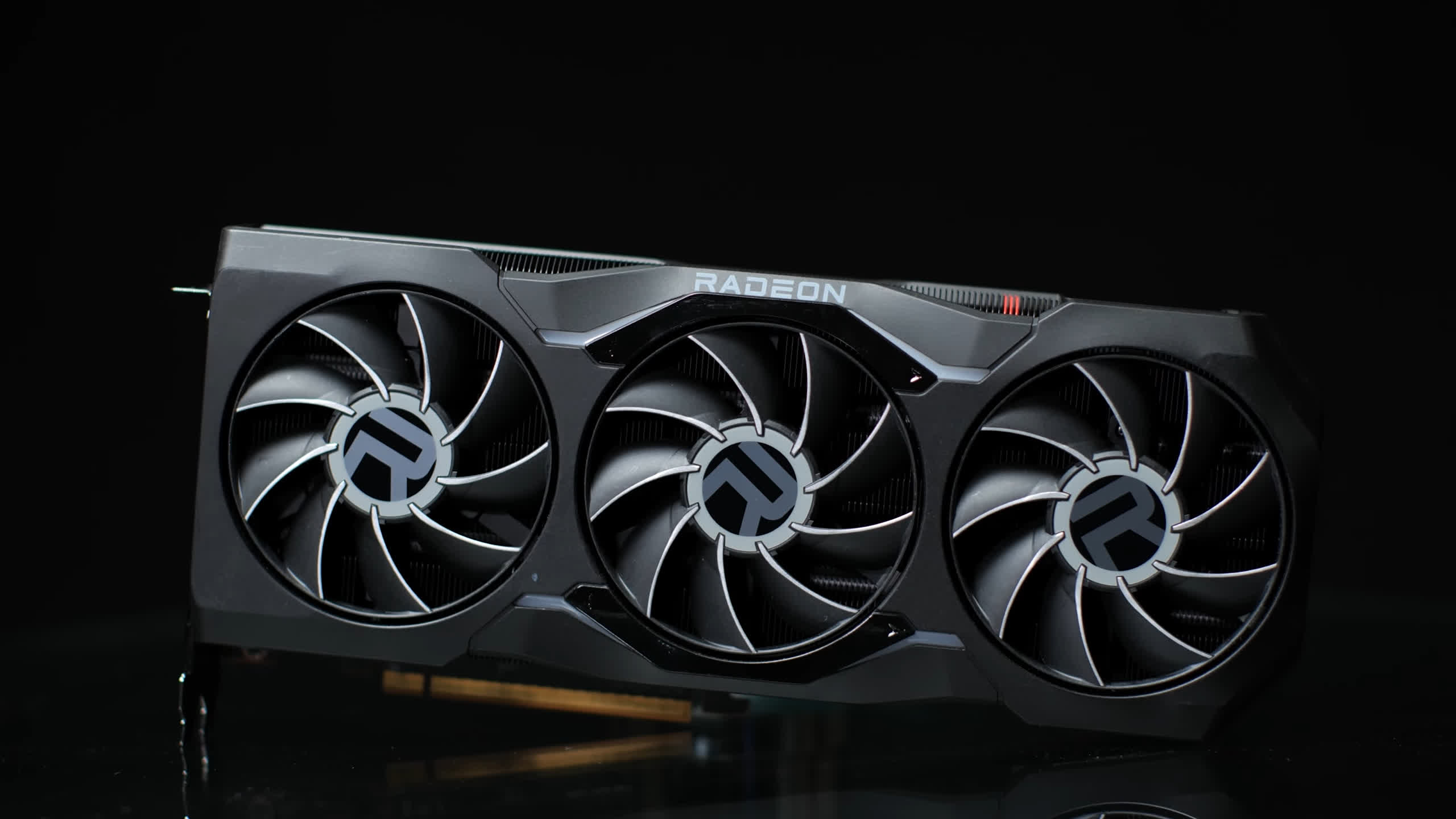 AMD Radeon RX 6800 XT Midnight Black Edition Graphics Card Launched, Big Navi Gets All-Black Design