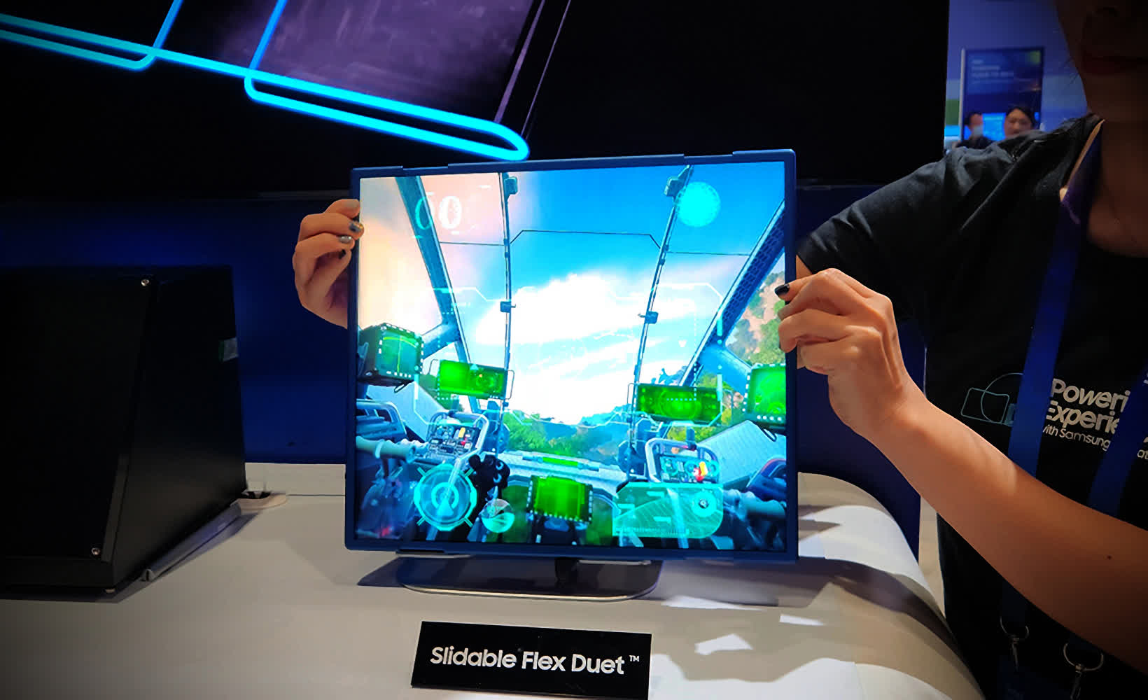 Samsung's Flex Hybrid display can both fold and slide