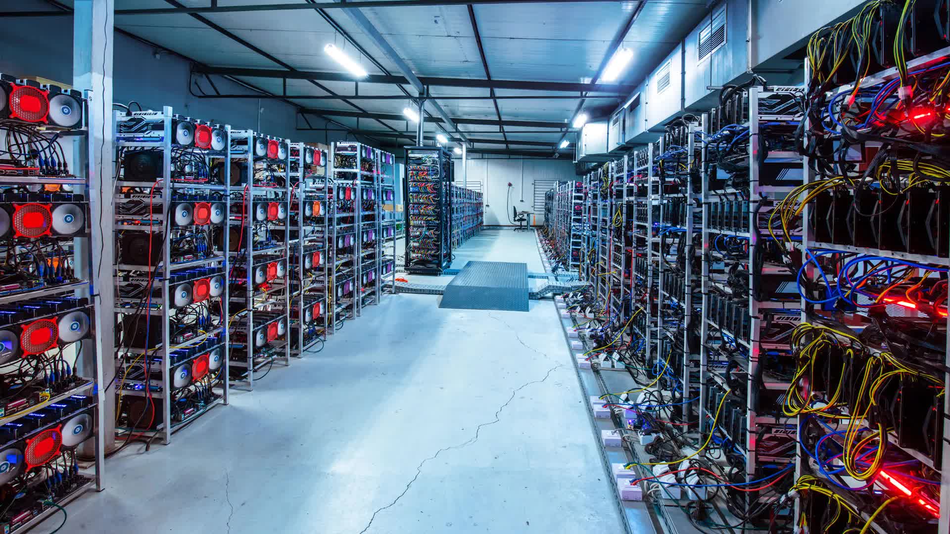 Cryptominers try to pivot GPU farms to AI workloads after crypto decline