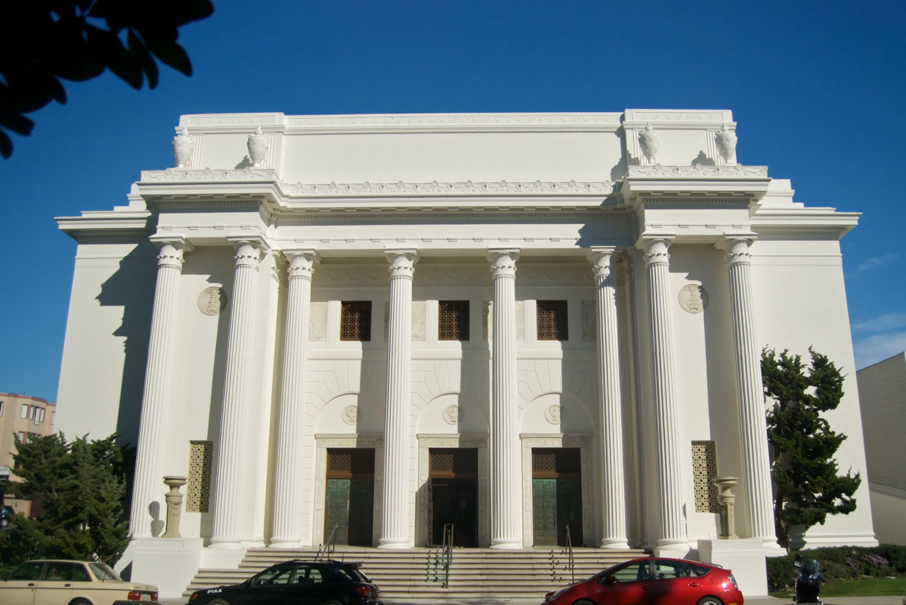 Four publishers are trying to destroy the Internet Archive and digital lending