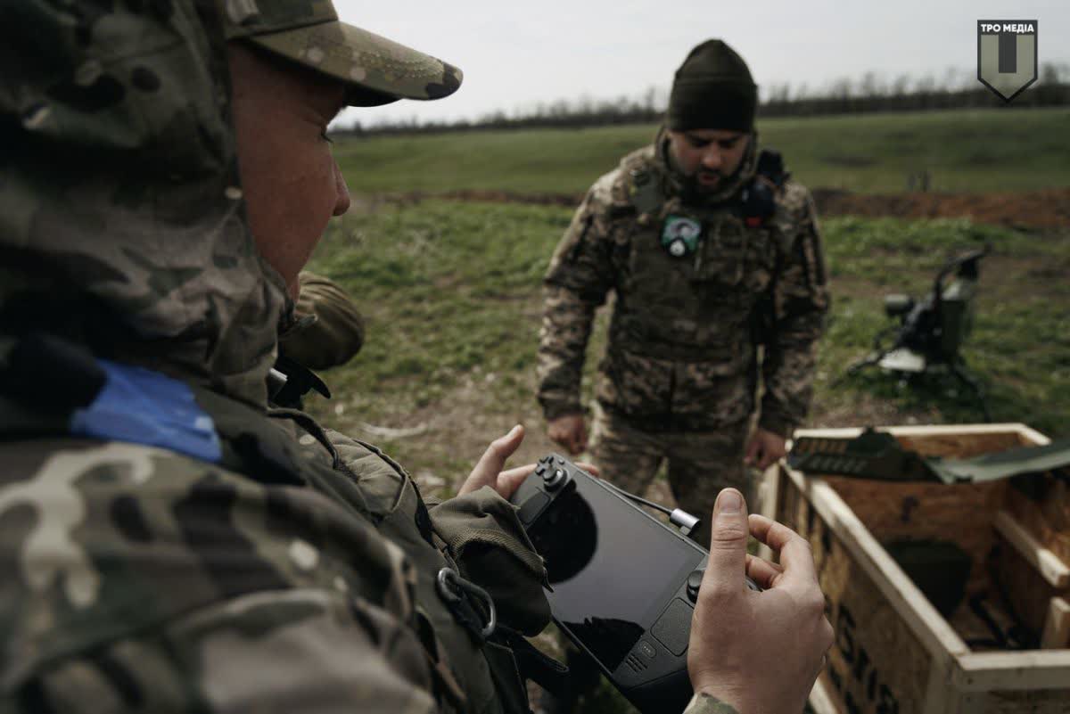 Ukraine army is using the Steam Deck to control machine gun turrets