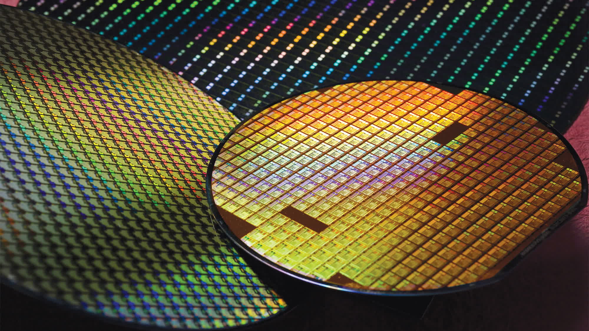Silicon wafer shipments suffered a steep decline in the first quarter of 2023